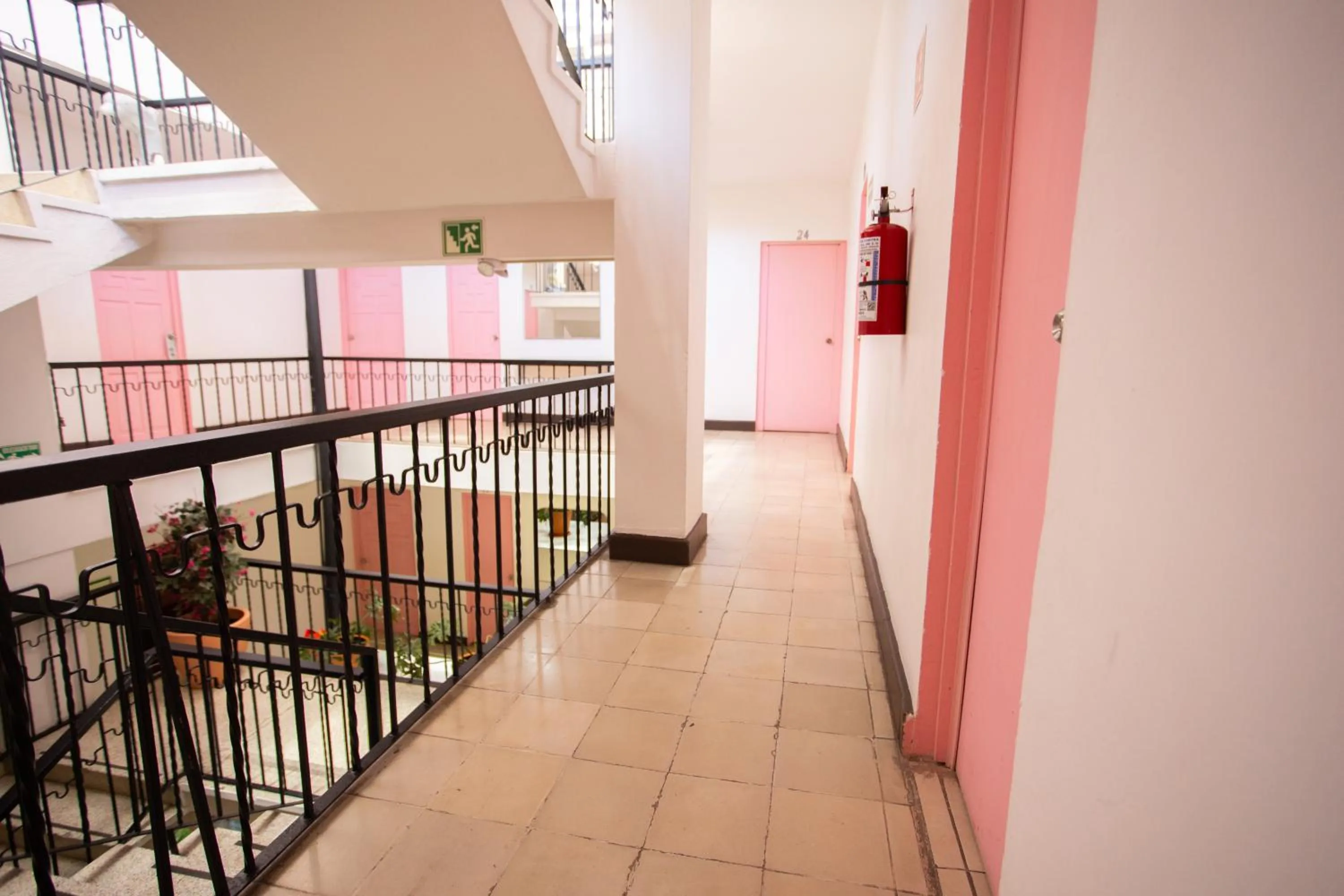 Property building in Hotel Tropicus Boutique