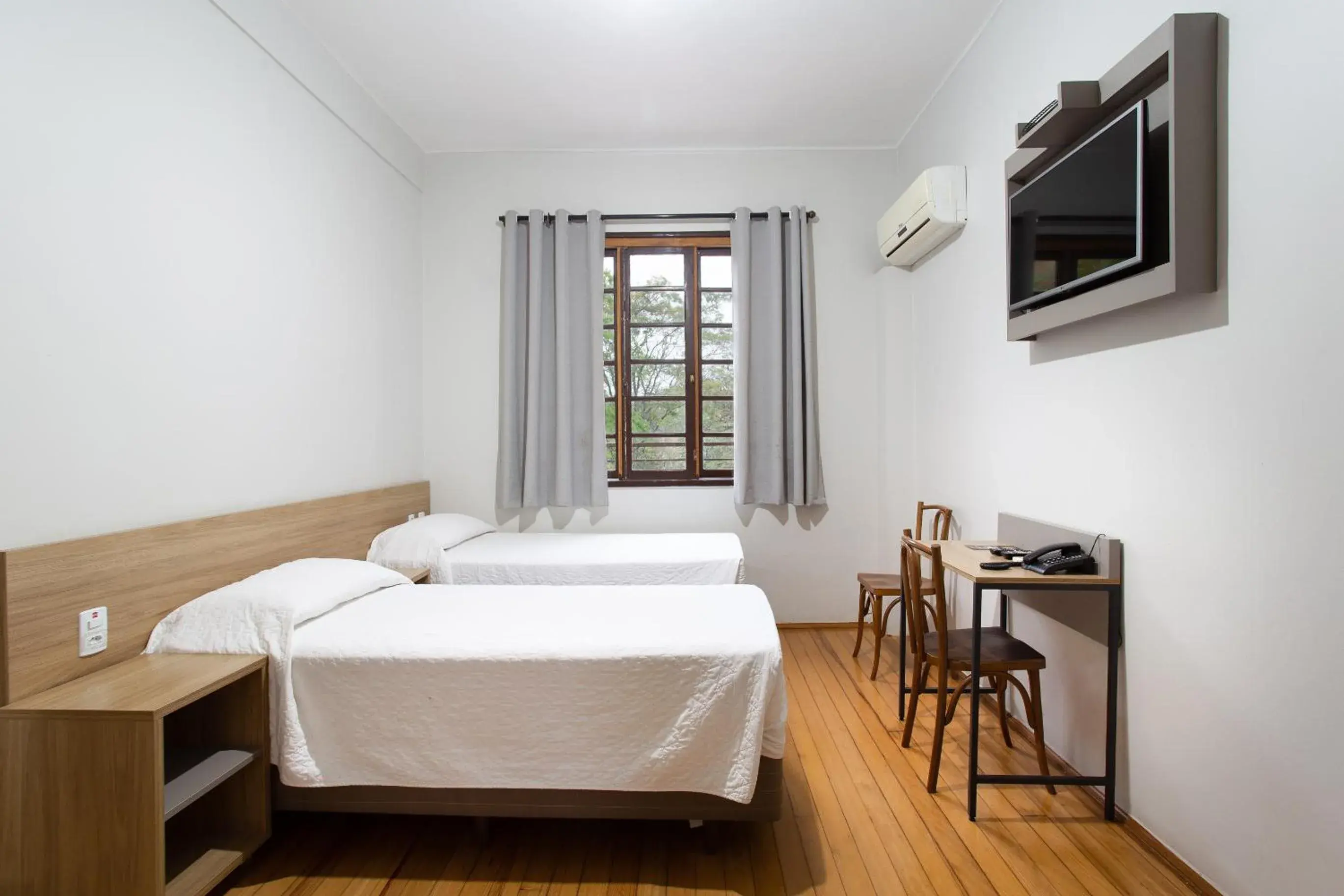 Standard Twin Room in Hotel Dom Rafael Business Standard Twin Room in Hotel Dom Rafael Business