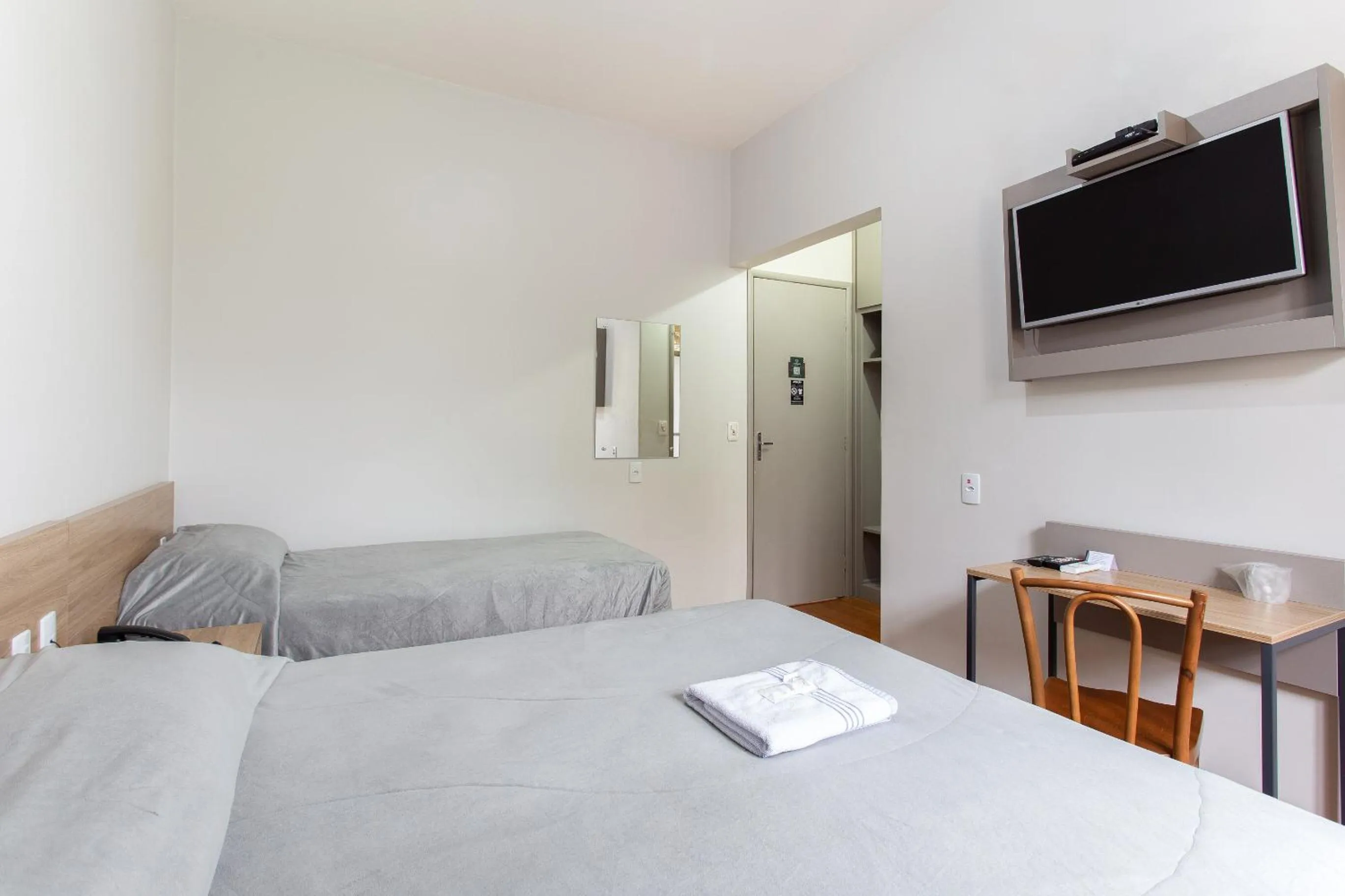 Bed in Hotel Dom Rafael Business