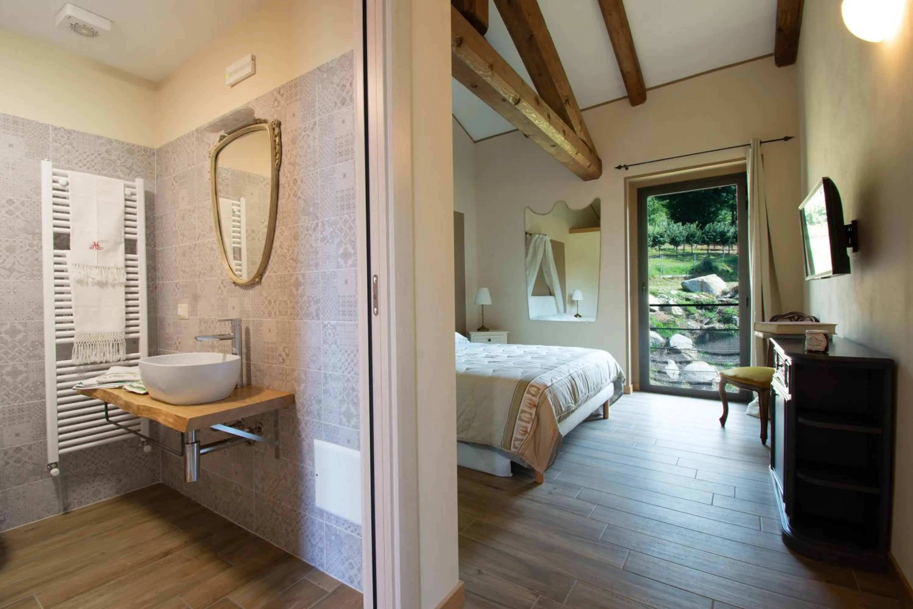 Photo of the whole room, Bed in Ca Montiglio