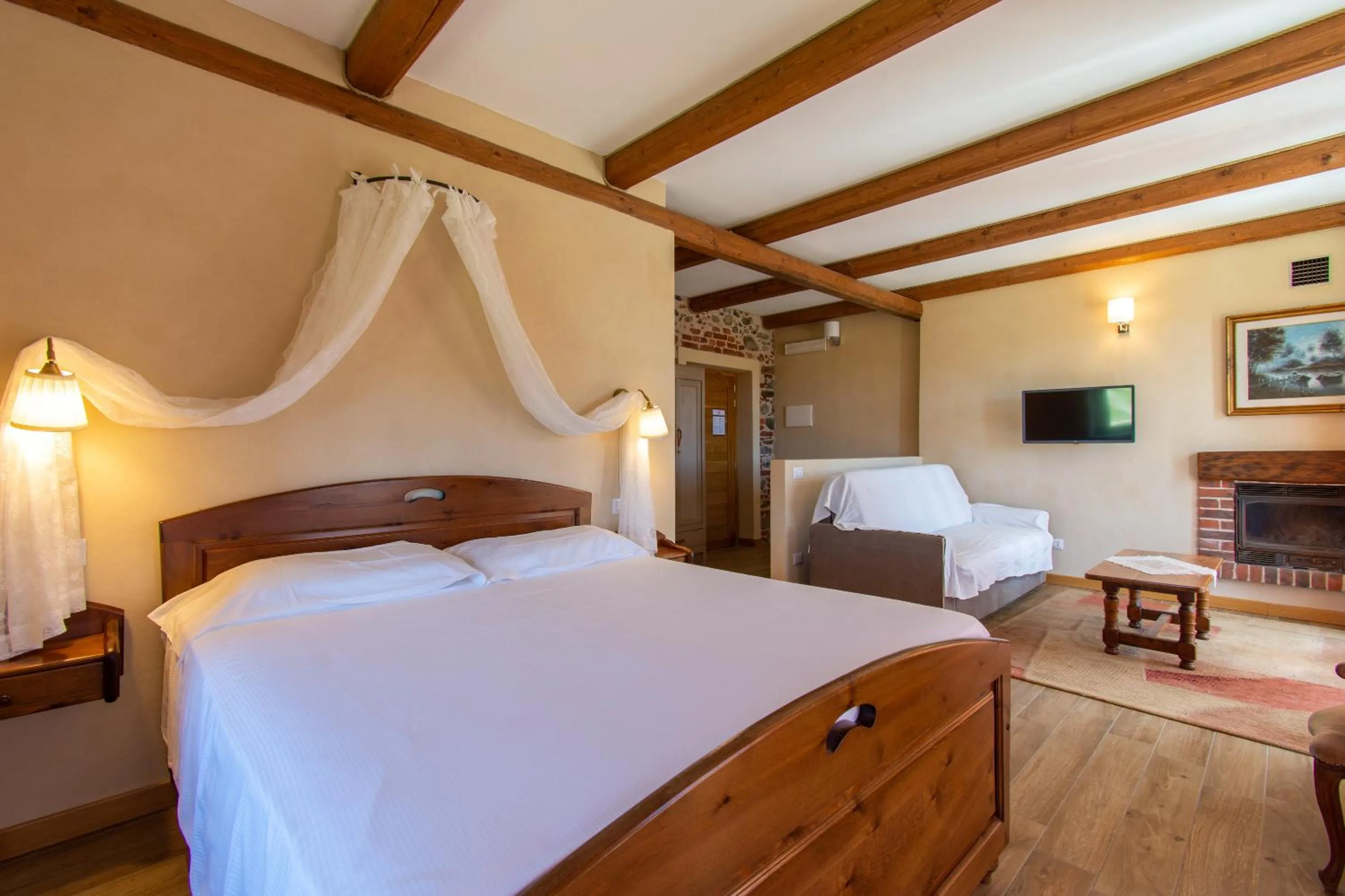 Bedroom, Bed in Ca Montiglio