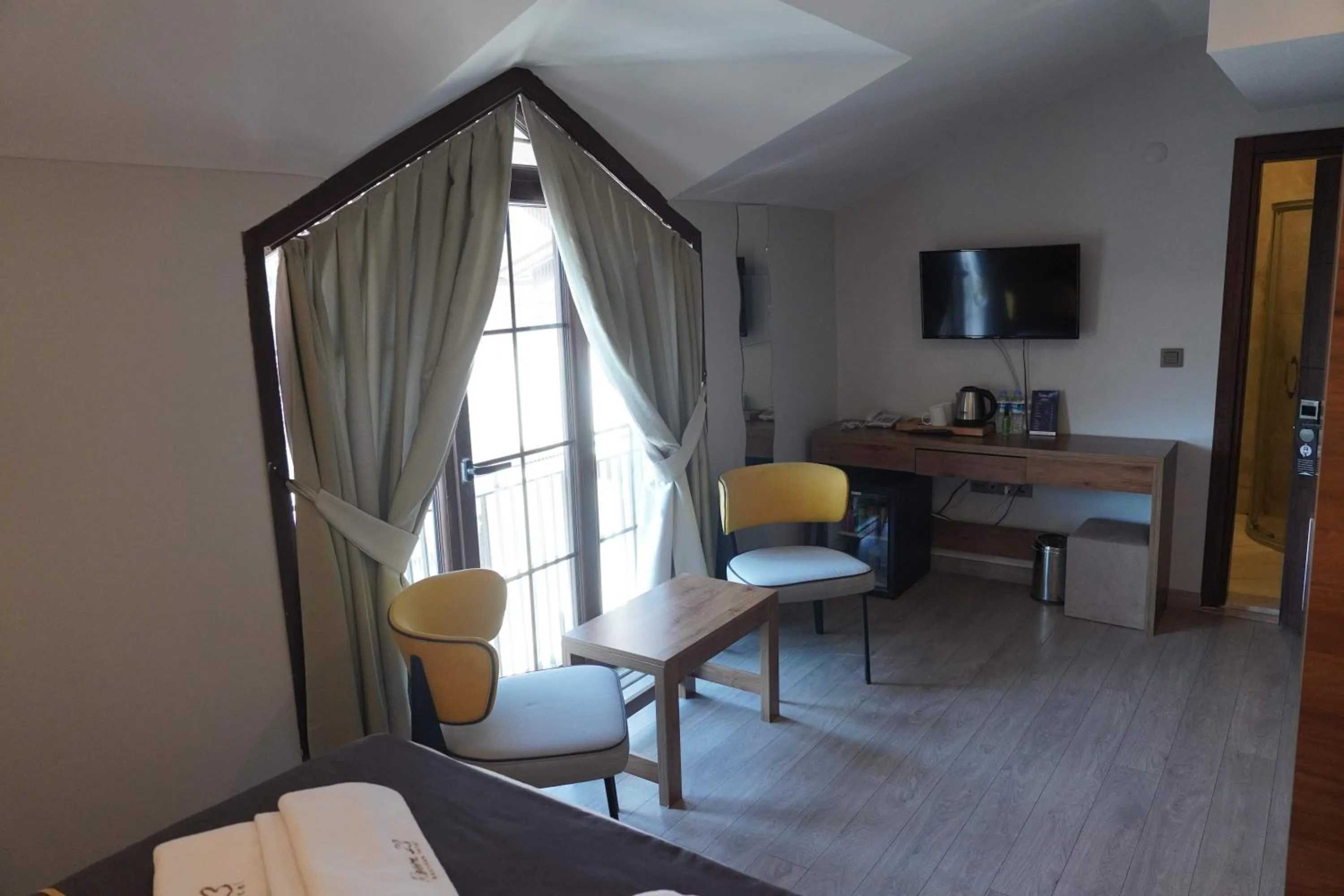 Bed in Room 23 Hotel