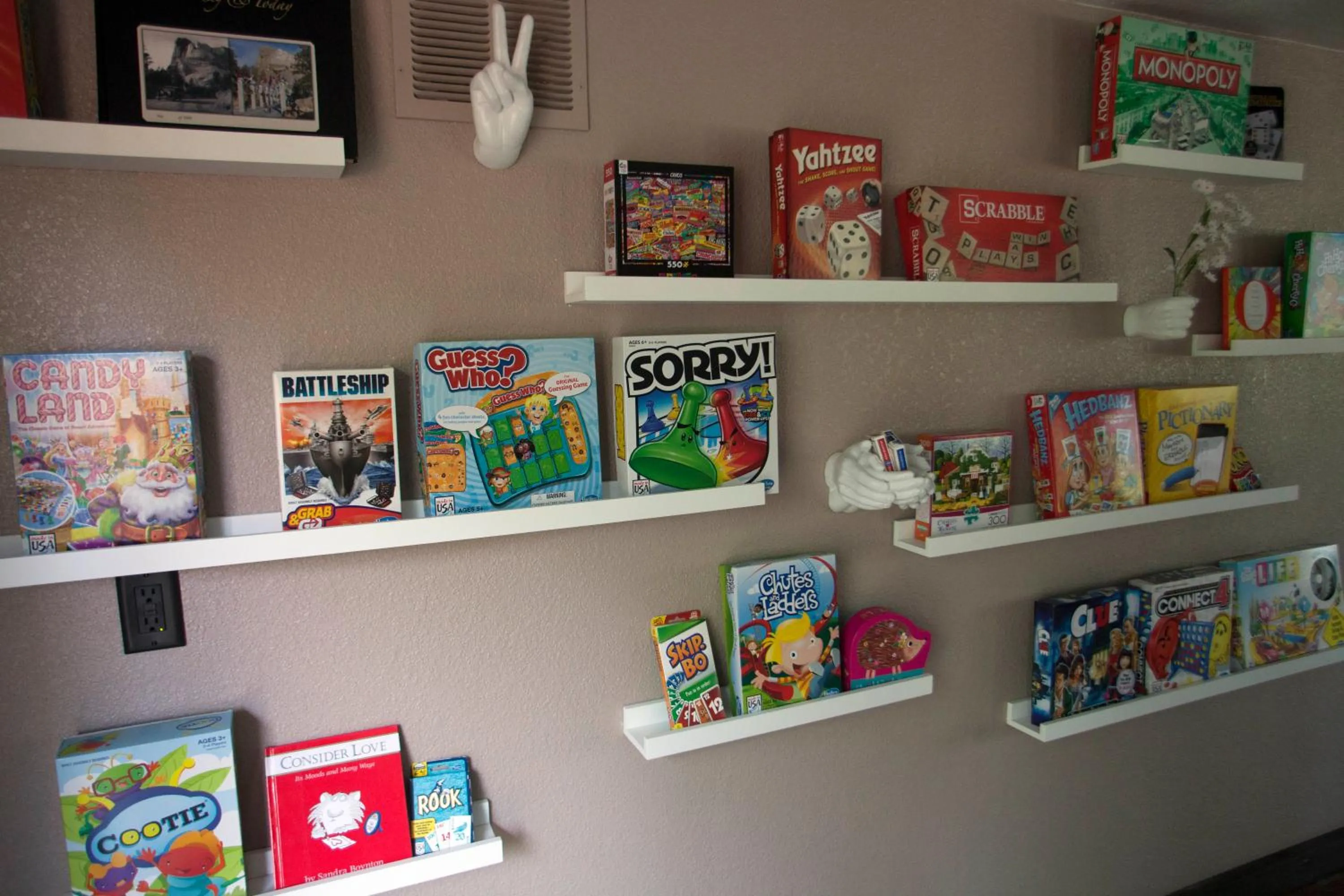 Entertainment in Bavarian Inn, Black Hills