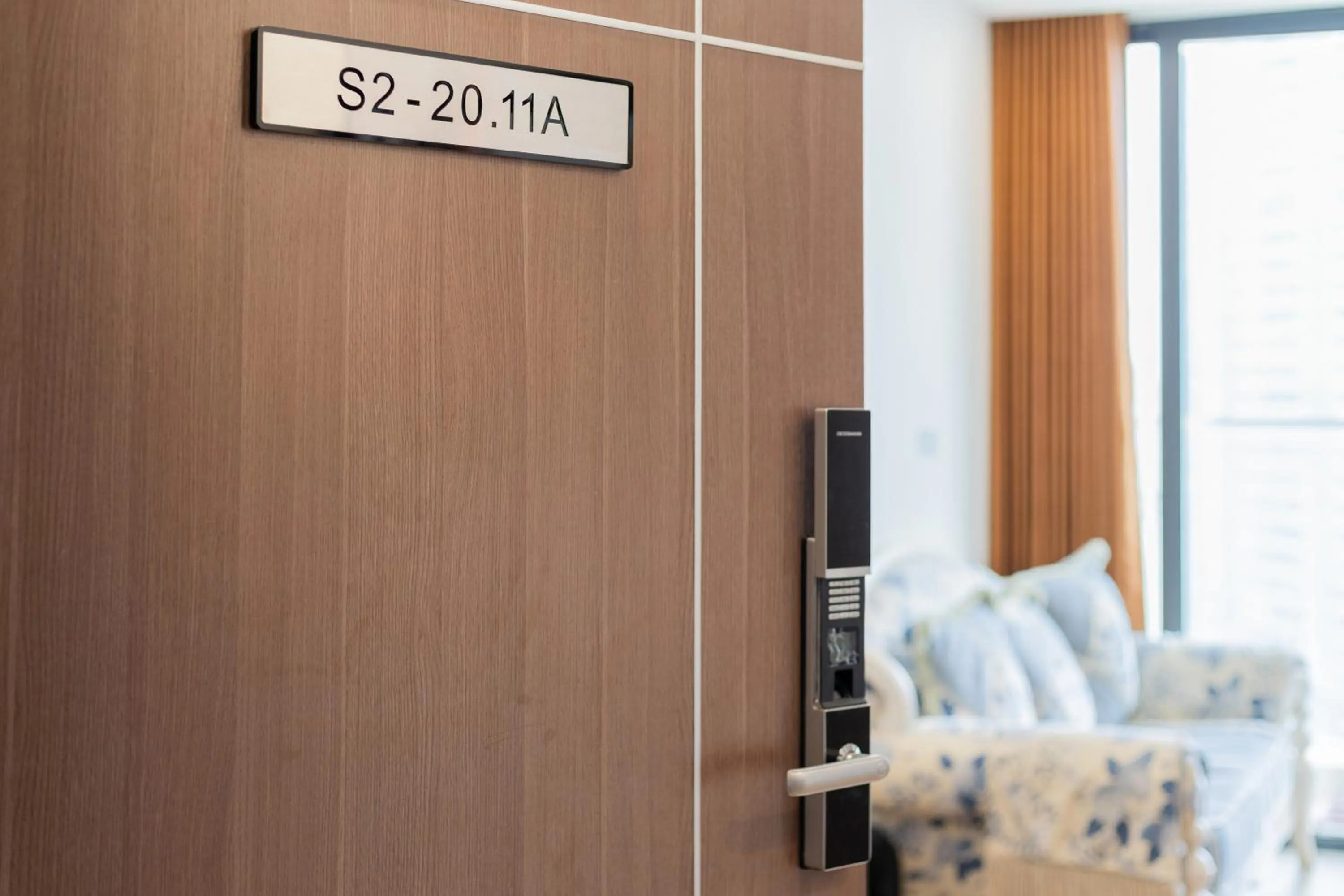 Bed in Luxury Apartment Vinhomes Skylake