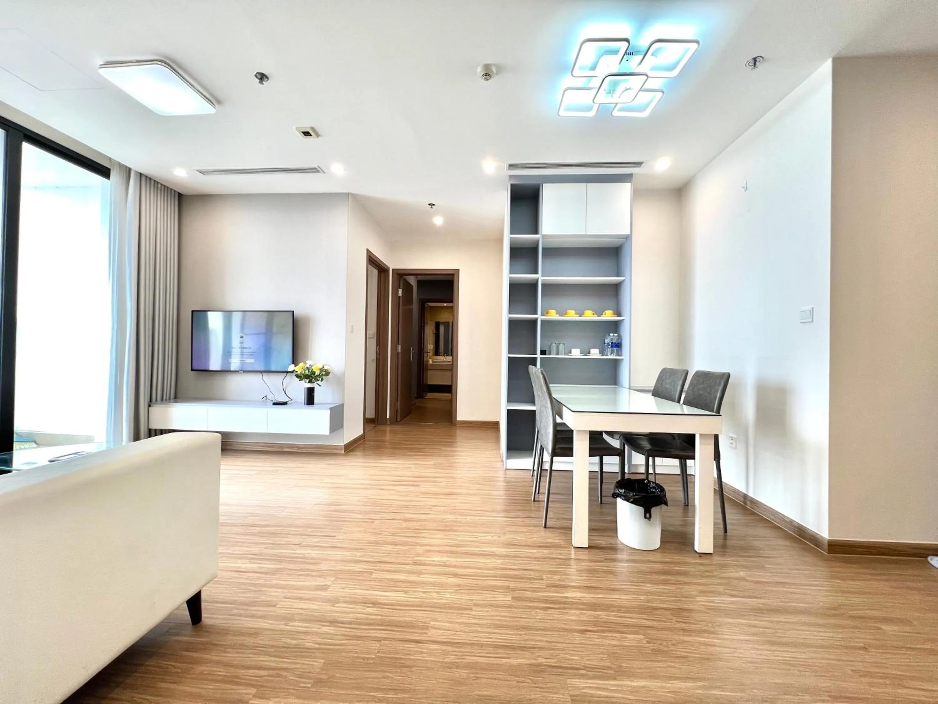 Luxury Apartment Vinhomes Skylake