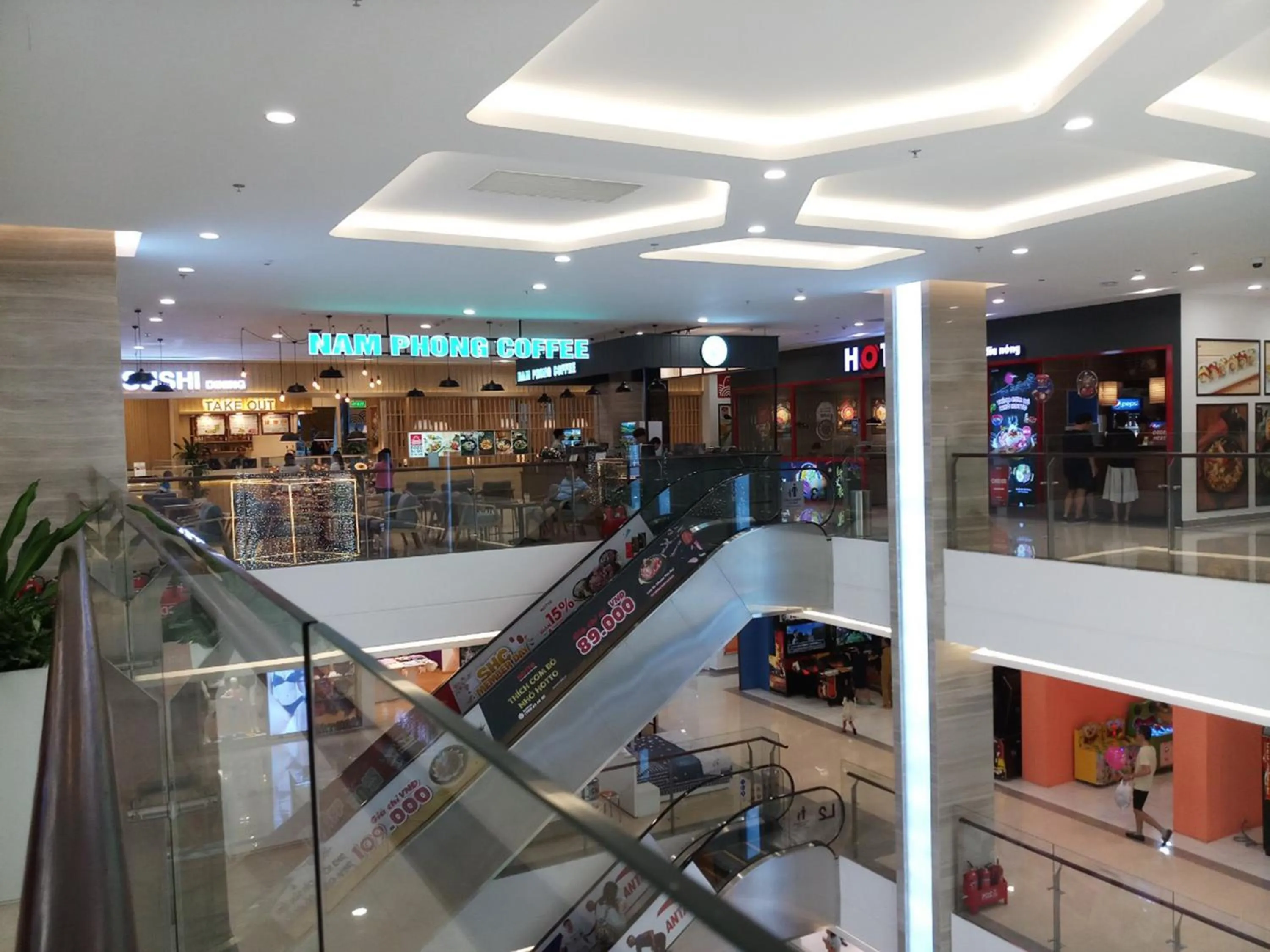 Property building in Luxury Apartment Vinhomes Skylake