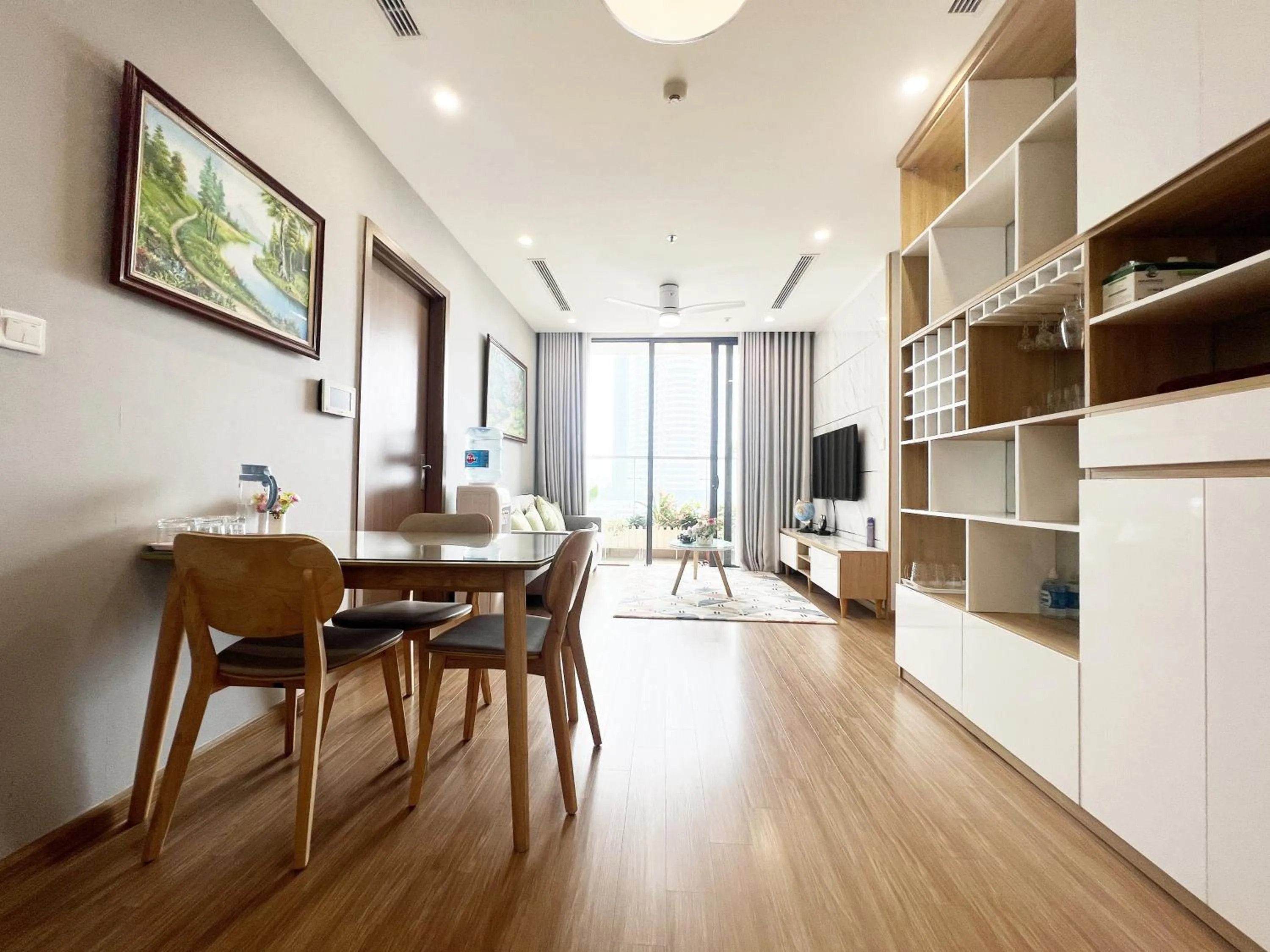 Luxury Apartment Vinhomes Skylake