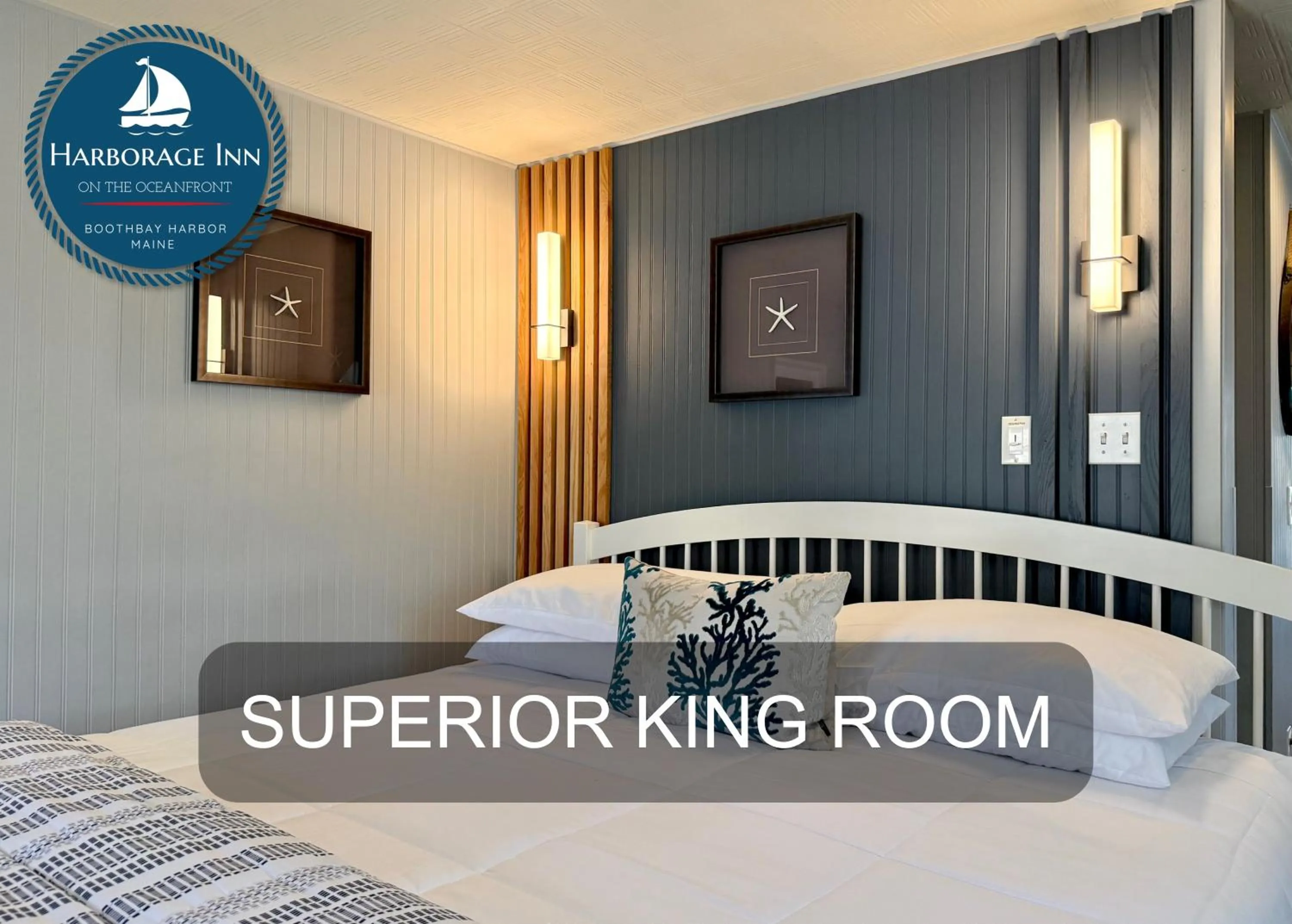 Bed in Harborage Inn on the Oceanfront