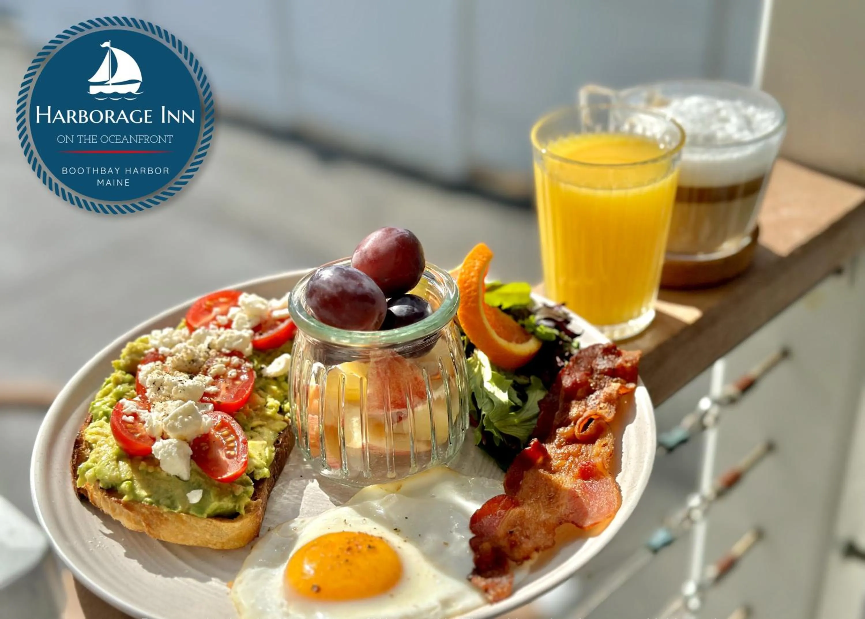 Breakfast in Harborage Inn on the Oceanfront