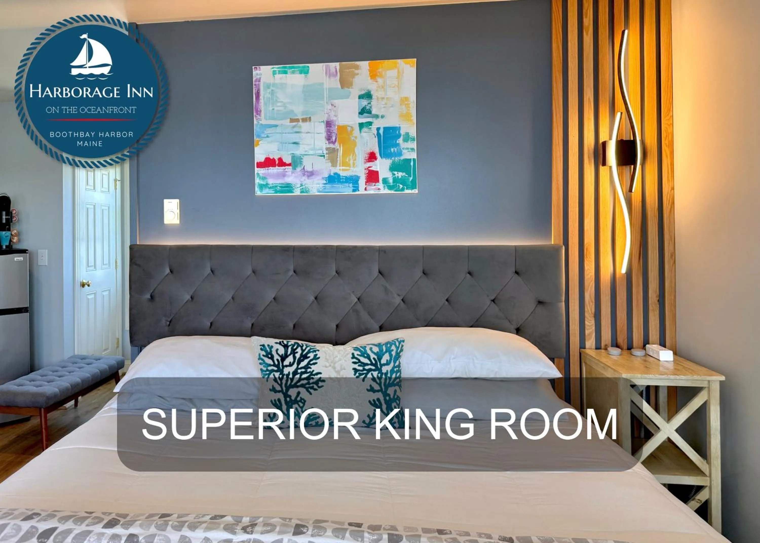 Bed in Harborage Inn on the Oceanfront