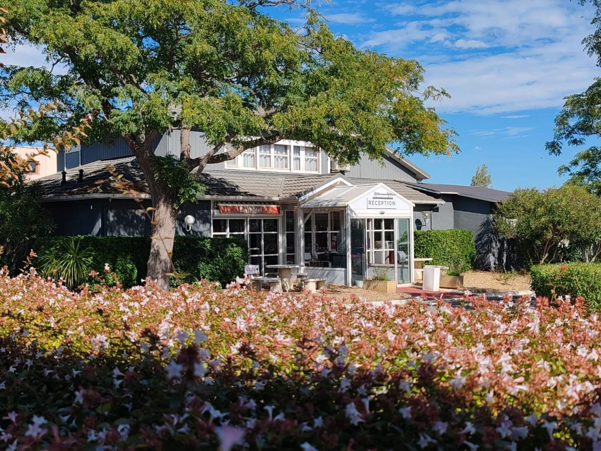 Property building in Fasthotel Narbonne