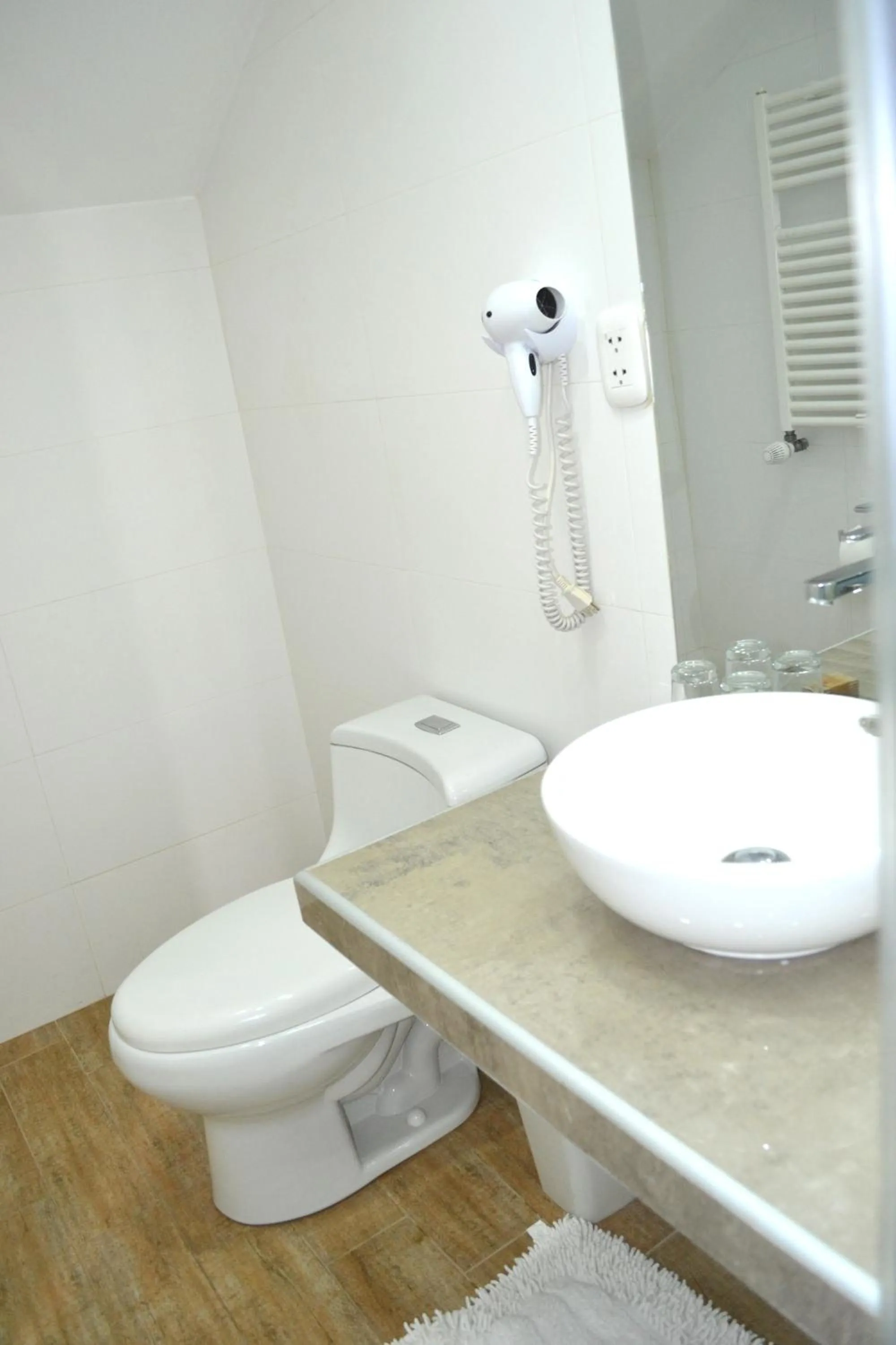 Bathroom in Katari Apart Hotel at Qorikancha