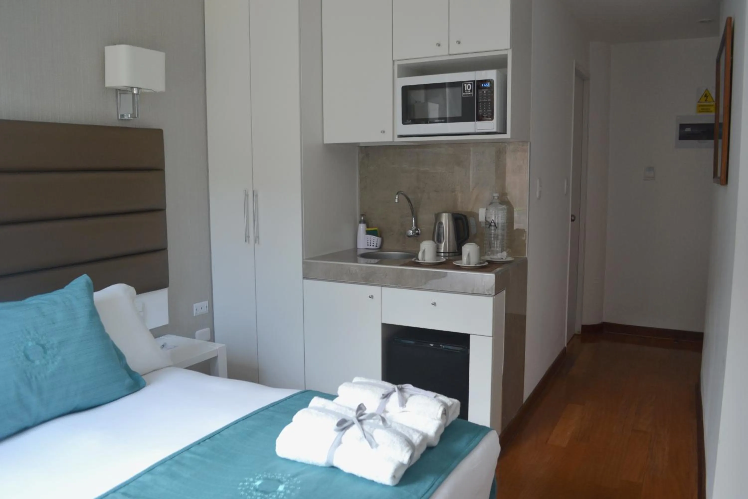 Drinks, Bed in Katari Apart Hotel at Qorikancha