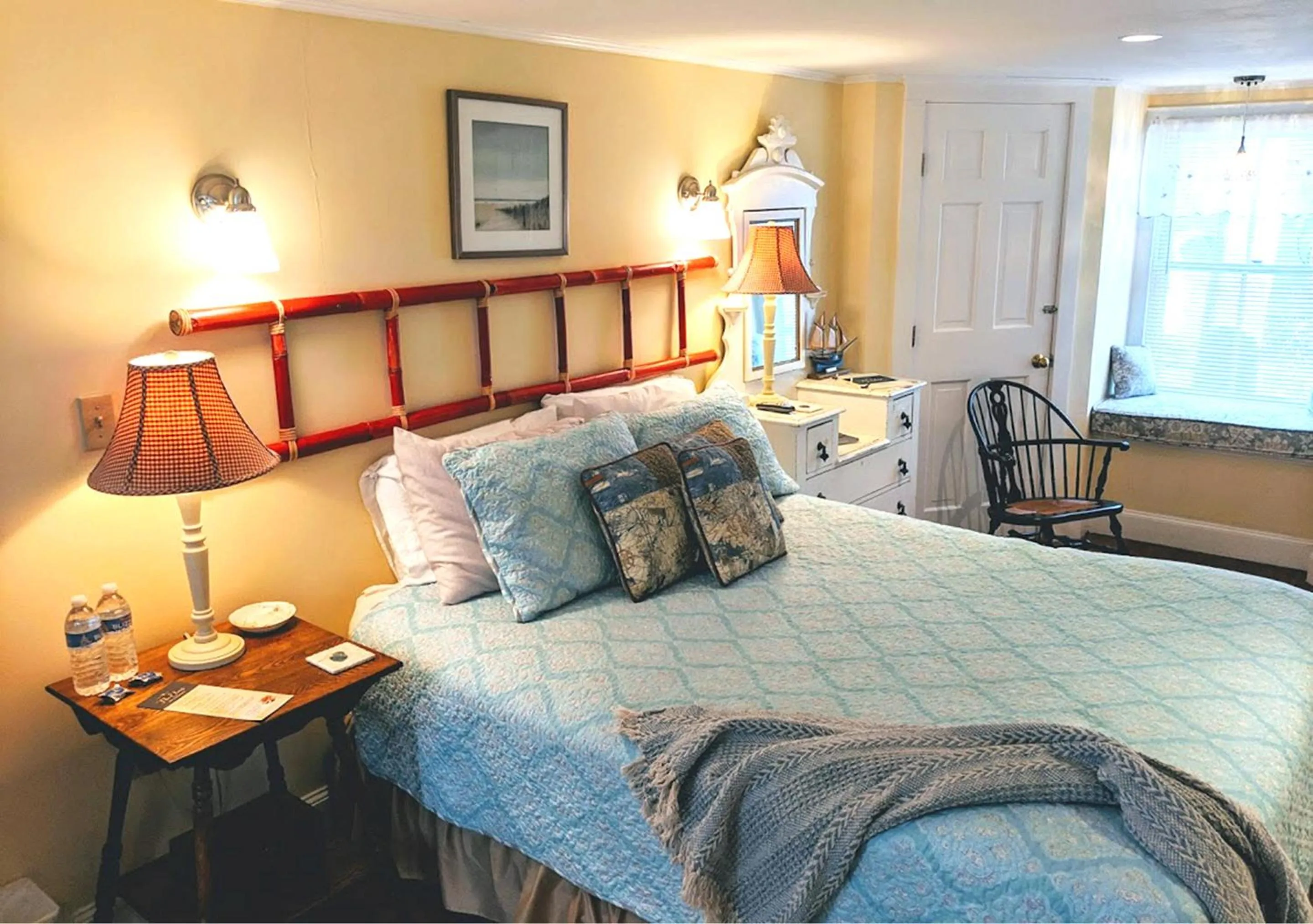 Queen Room - Lupine  in Elms of Camden