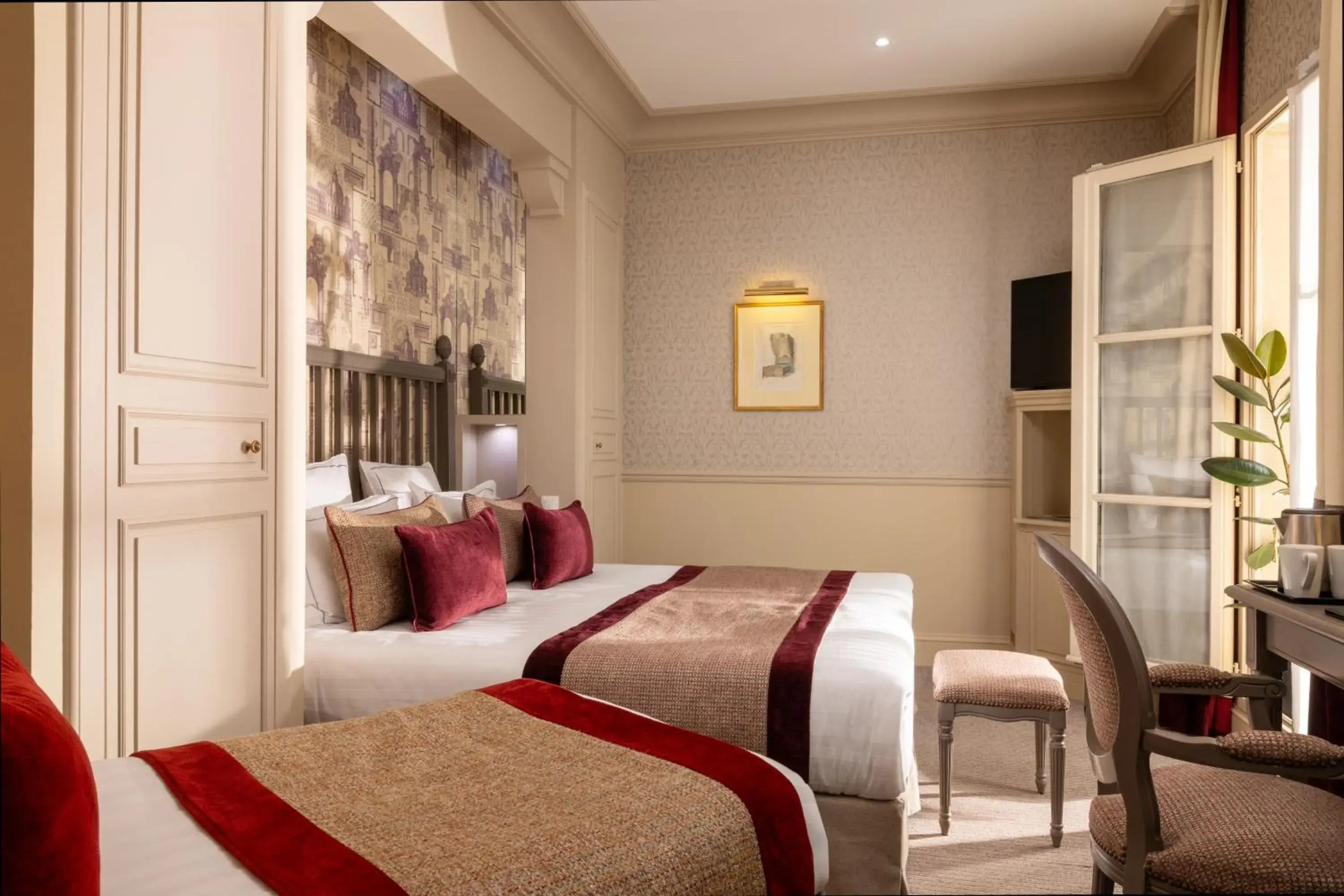 Superior Triple Room in Arioso Superior Triple Room in Arioso