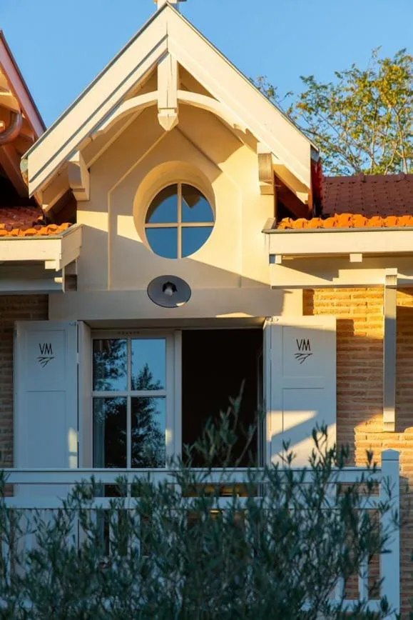 Property building in La Villa du Moulleau