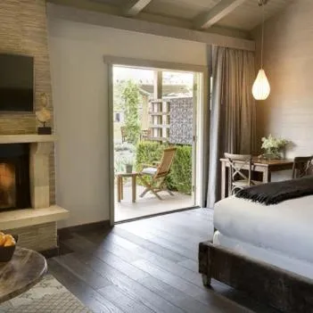 Bed in Bernardus Lodge & Spa