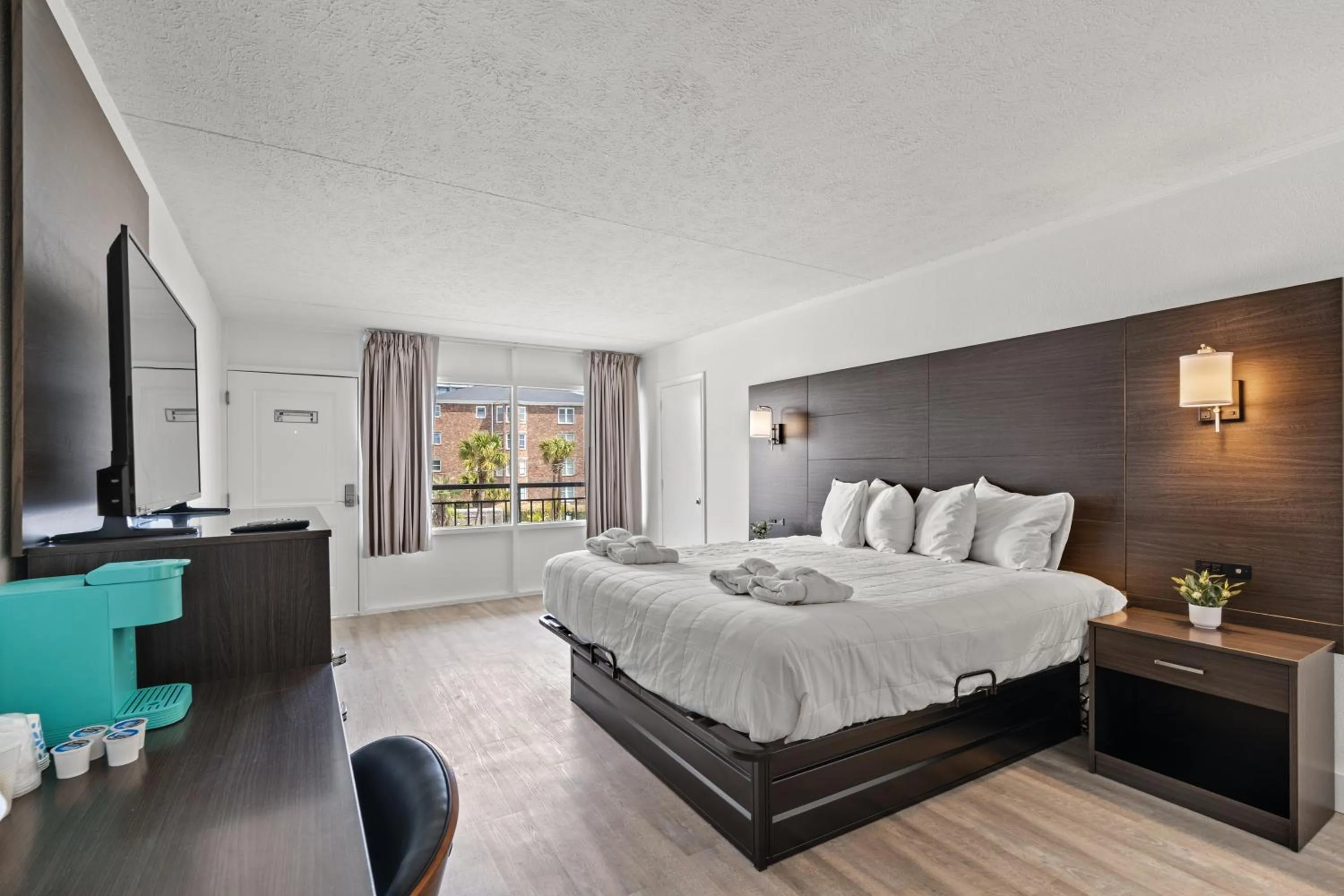 Bedroom, Bed in The Mermaid Inn