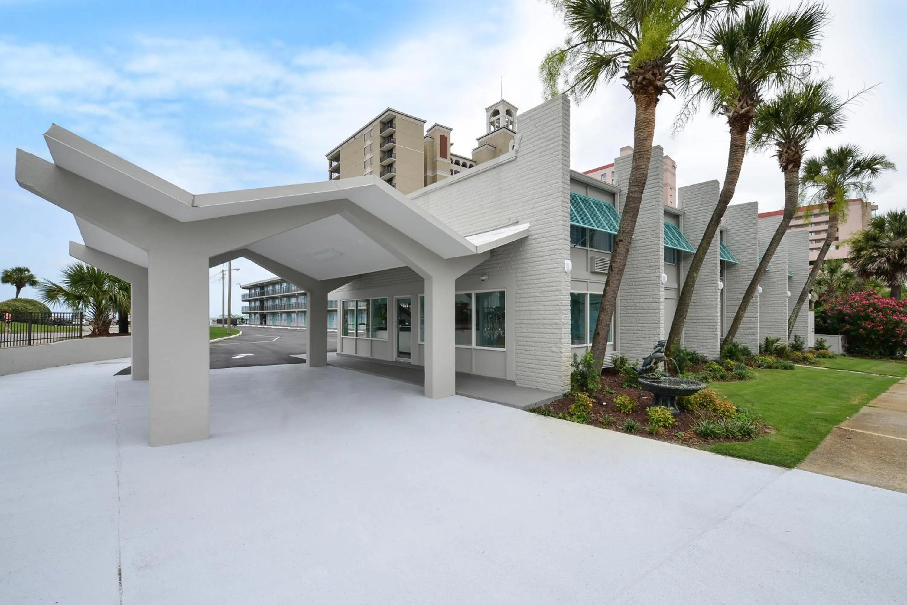 Facade/entrance in The Mermaid Inn