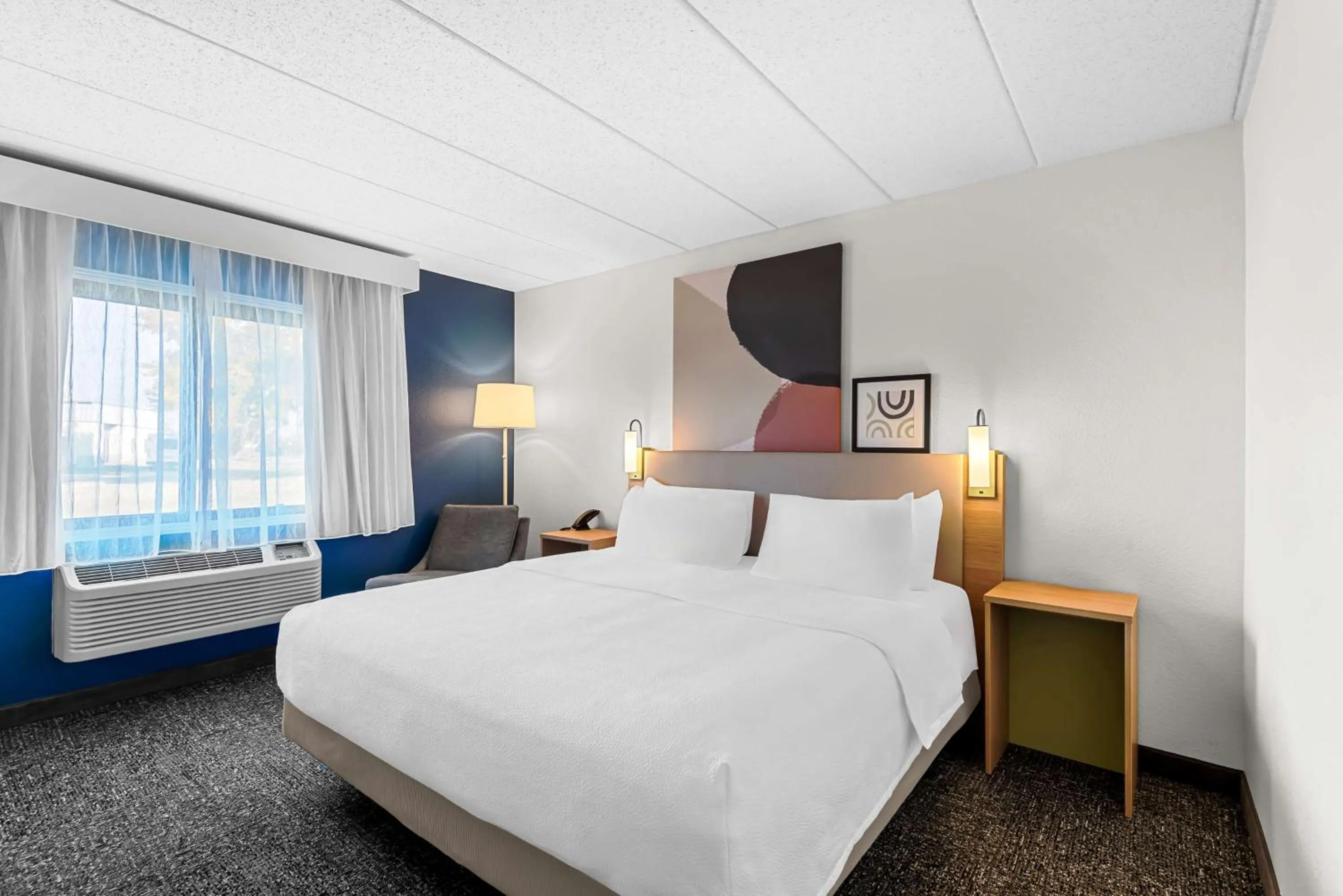 Bed in Spark by Hilton Cedar Falls