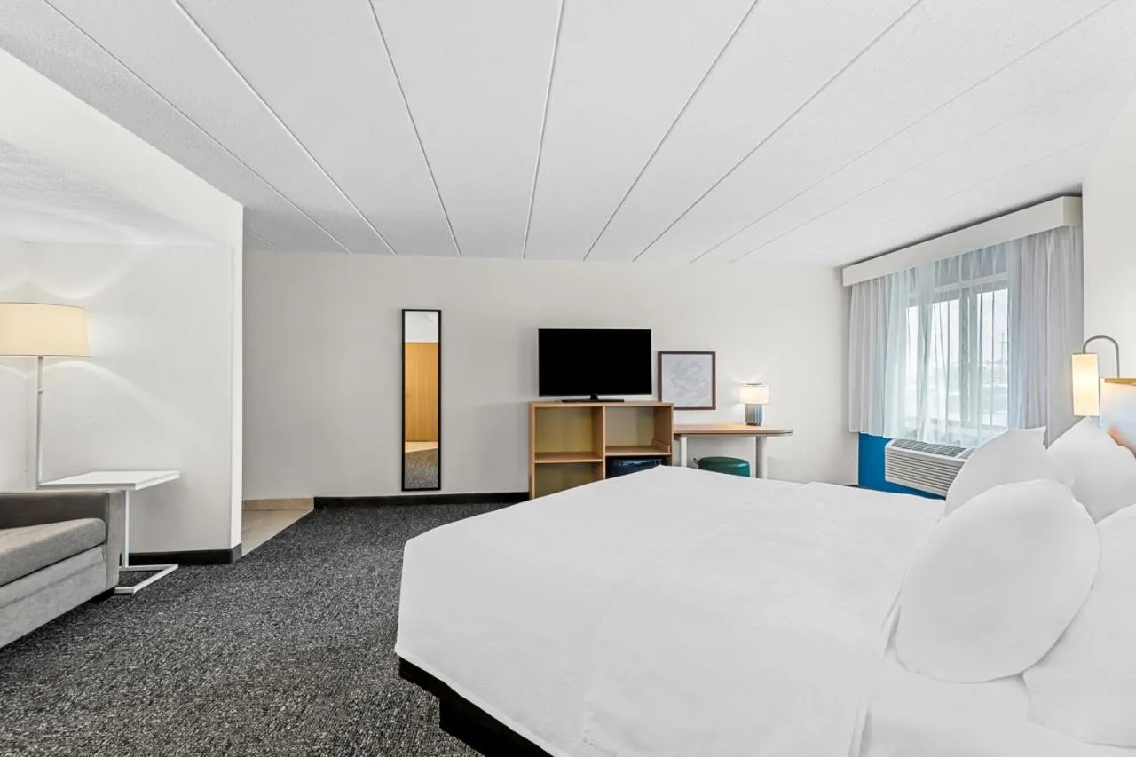 Bed in Spark by Hilton Cedar Falls