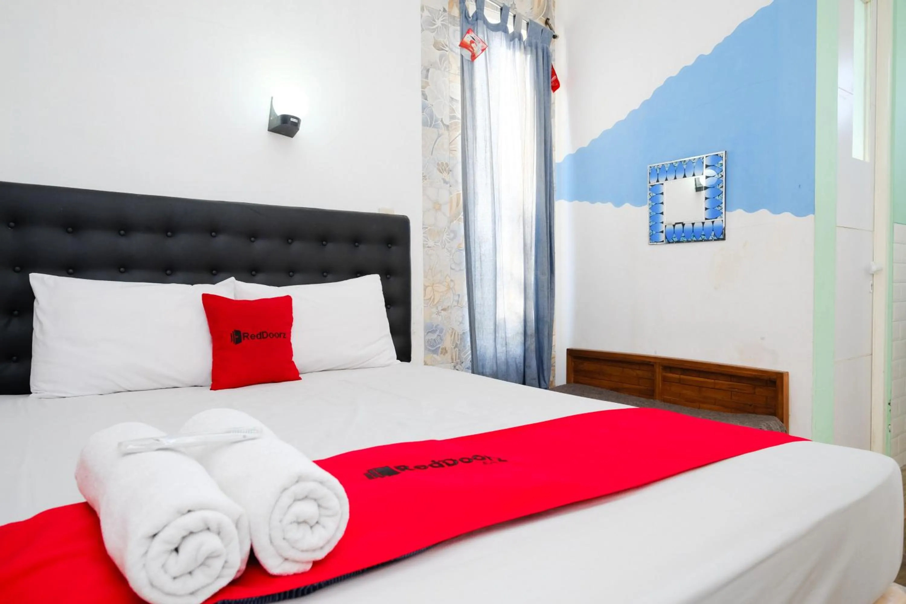 Bedroom, Bed in RedDoorz near UMY Yogyakarta 3