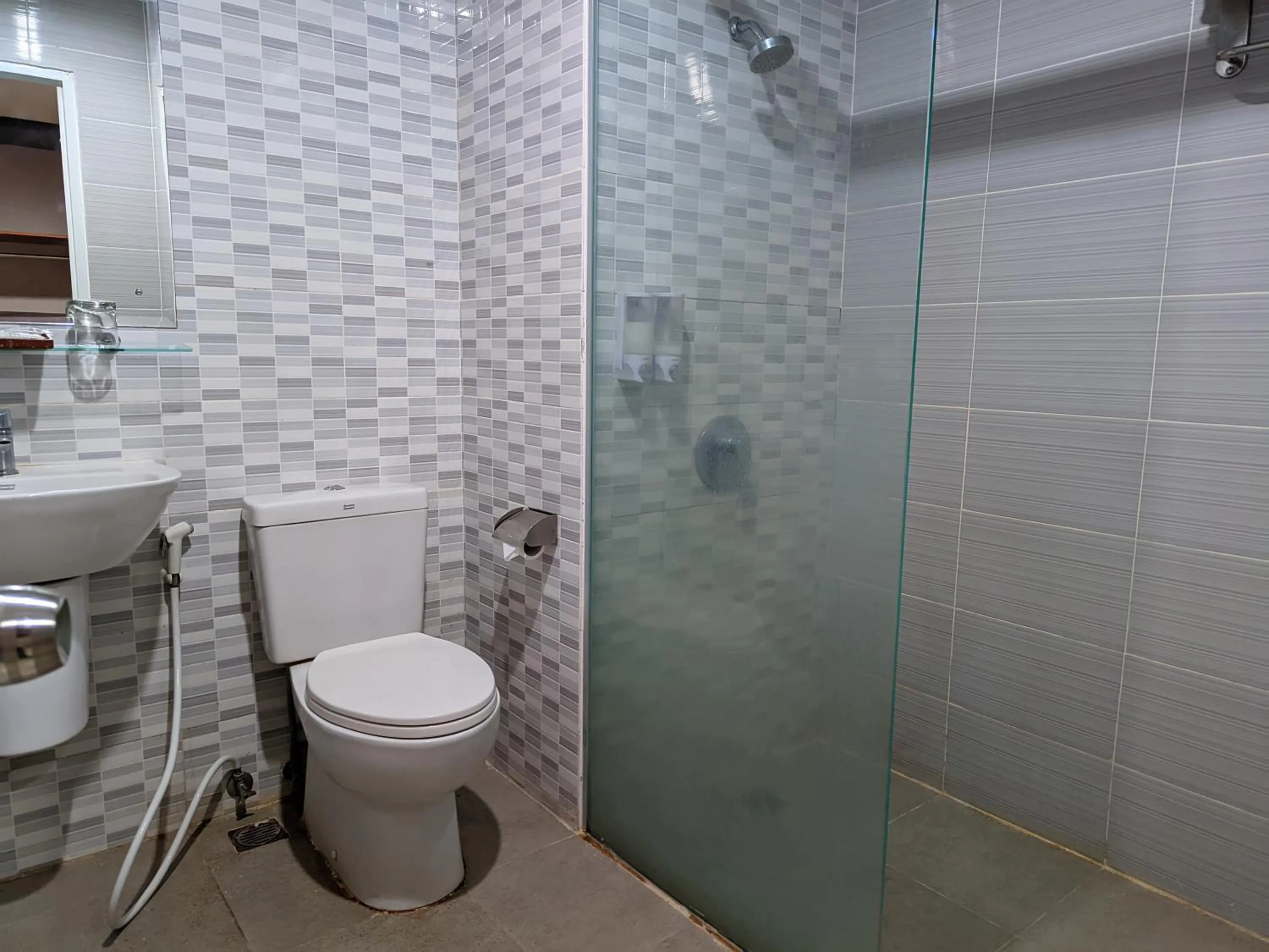 Shower in Hotel Nalendra Plaza Subang