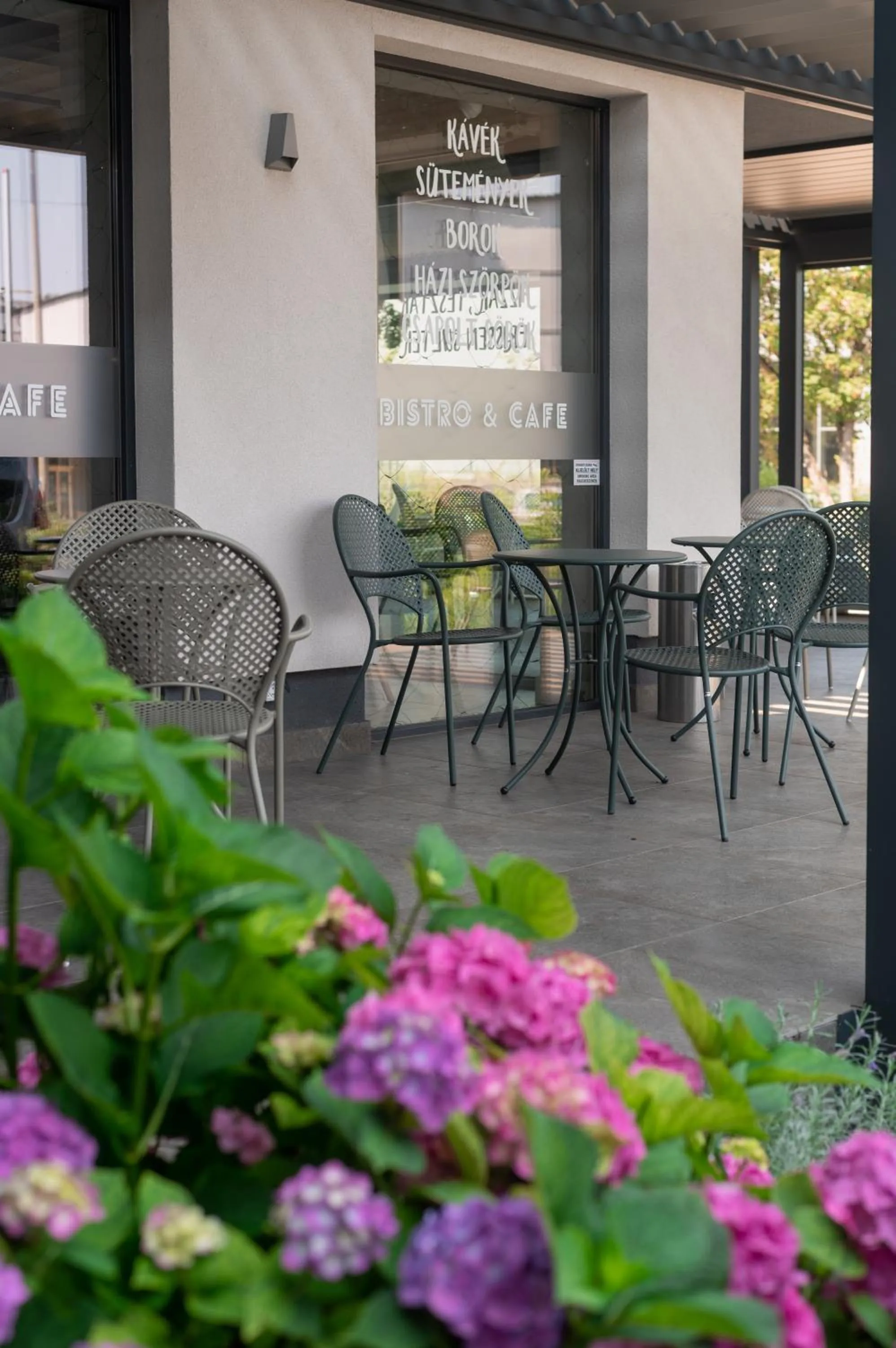 Patio in Lignum Hotel