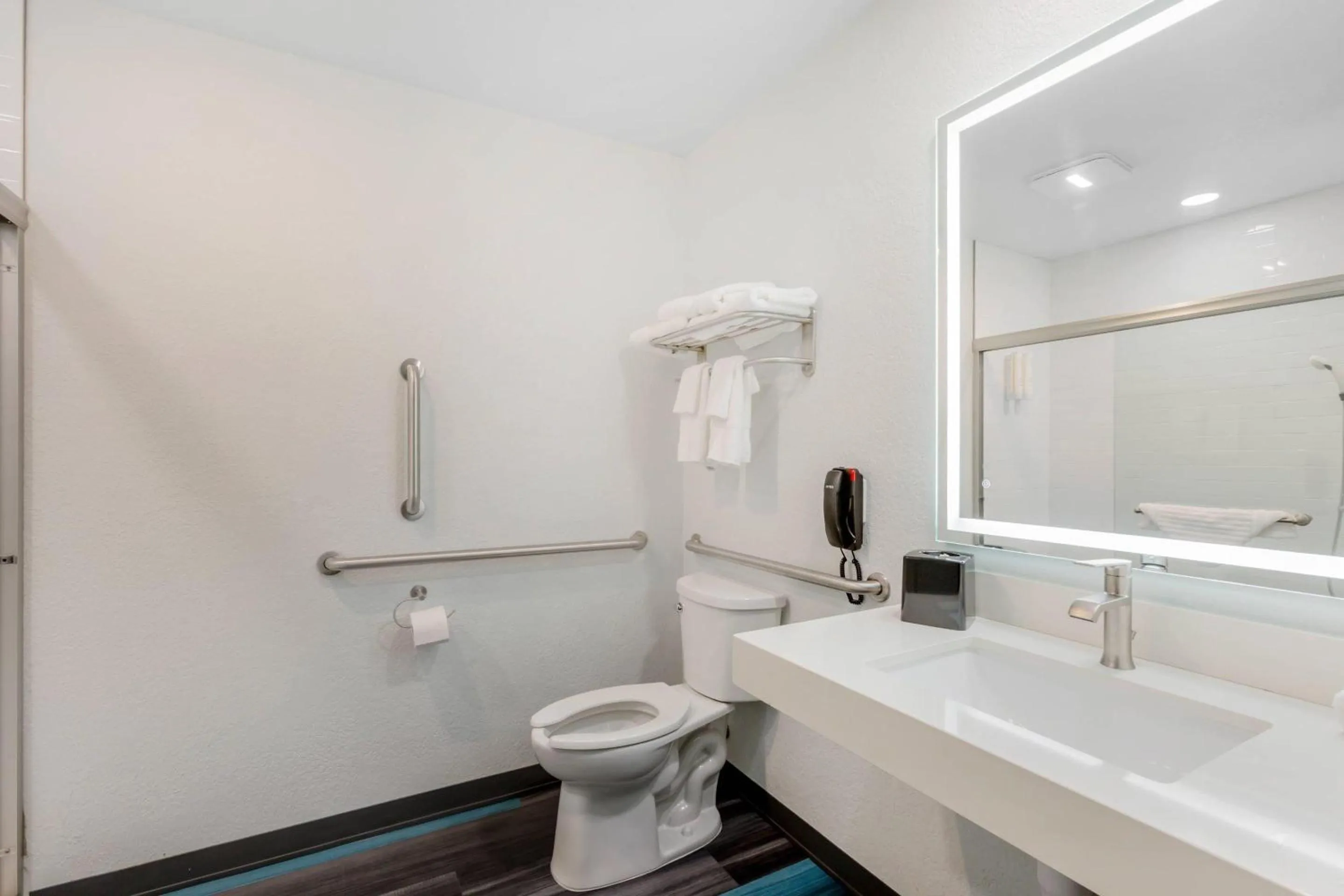 Bedroom in Clarion Pointe Prescott Valley