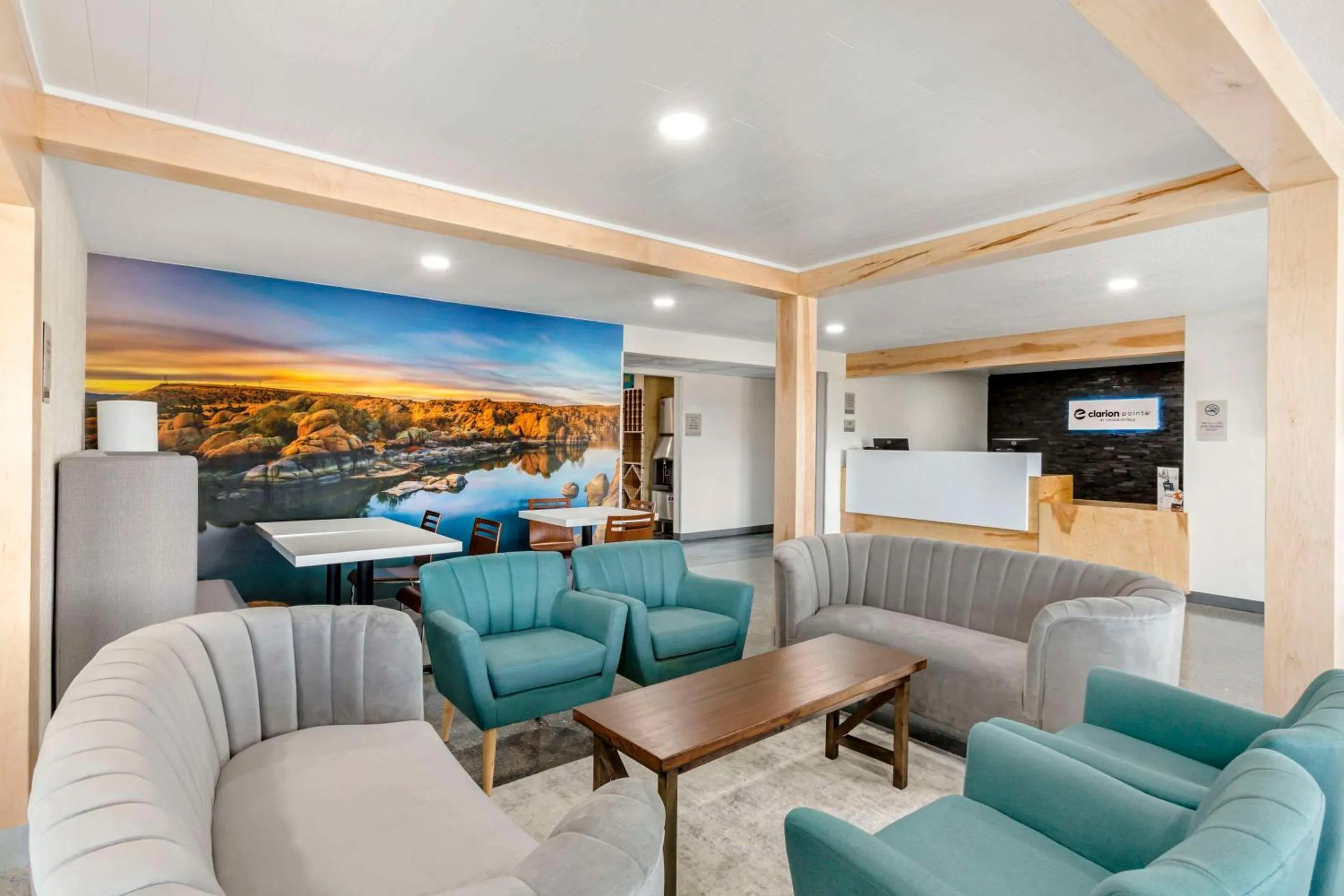 Communal lounge/ TV room in Clarion Pointe Prescott Valley