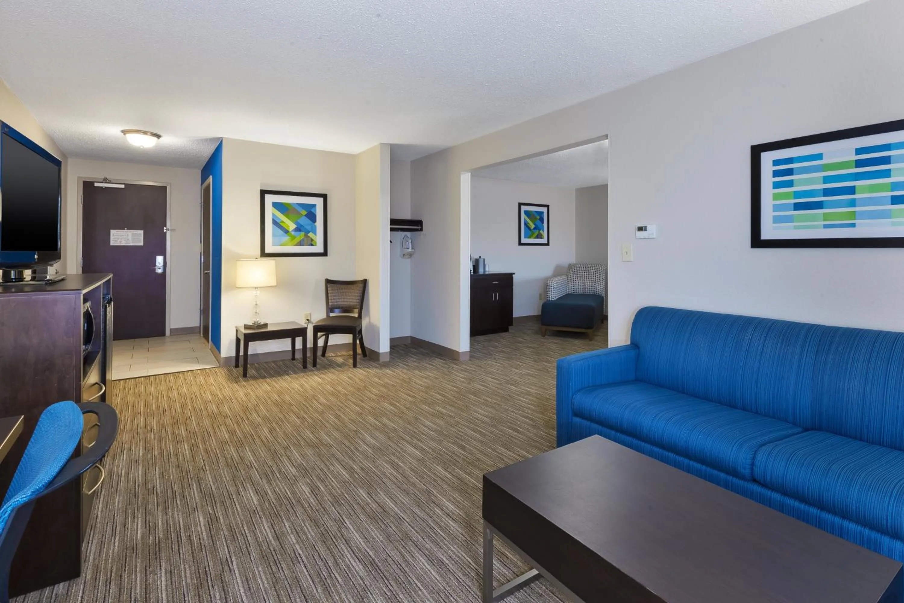 Photo of the whole room in Holiday Inn Express Chillicothe East by IHG