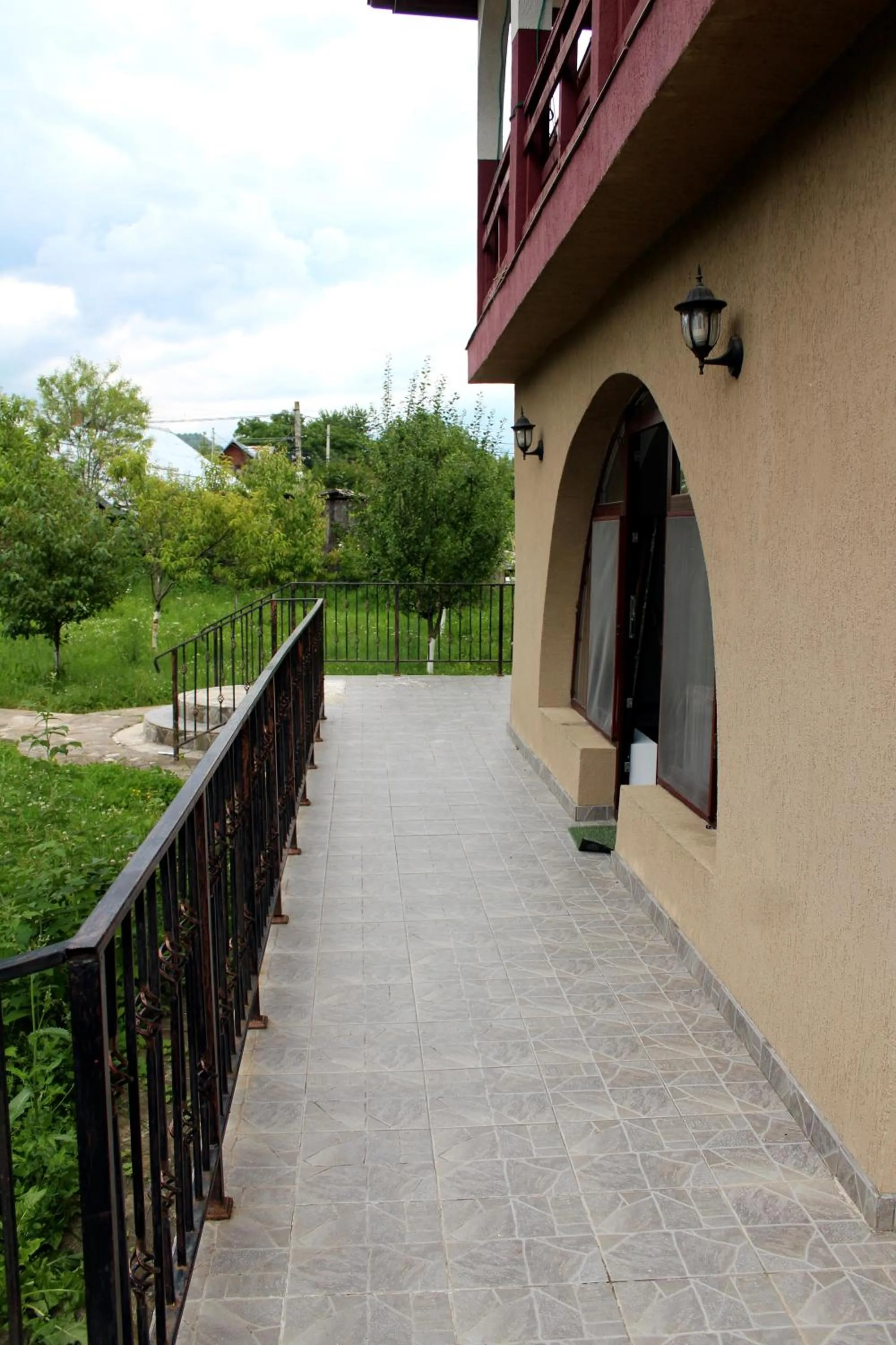 Facade/entrance in Anuța