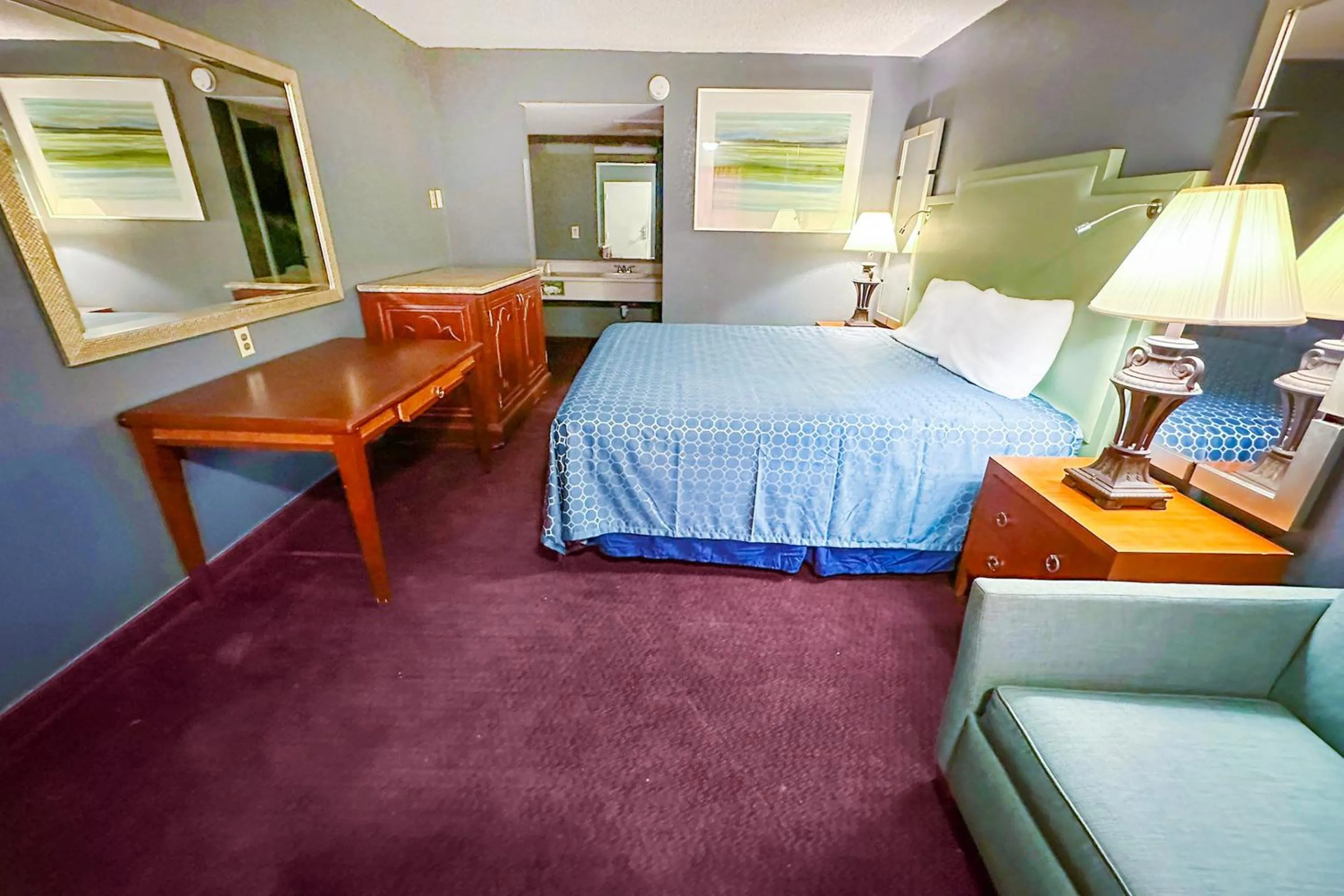 Bedroom, Bed in Hahira Inn By OYO near Valdosta