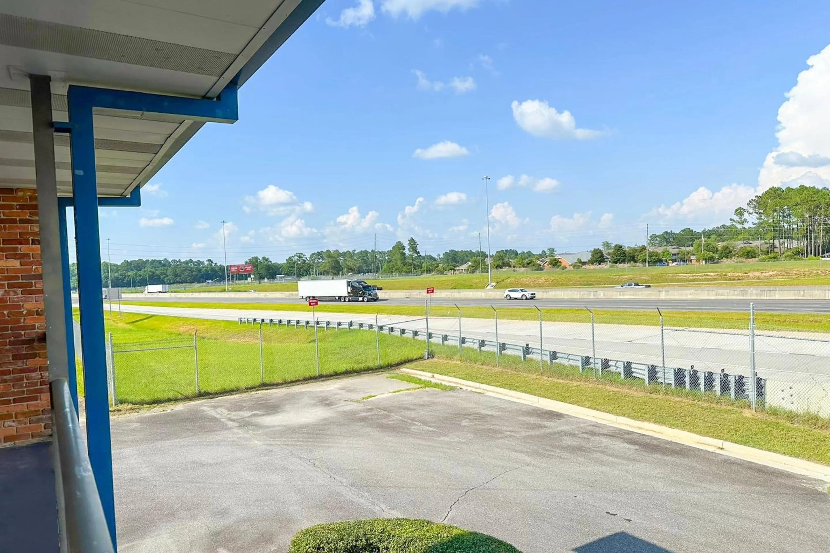 Lobby or reception in Hahira Inn By OYO near Valdosta