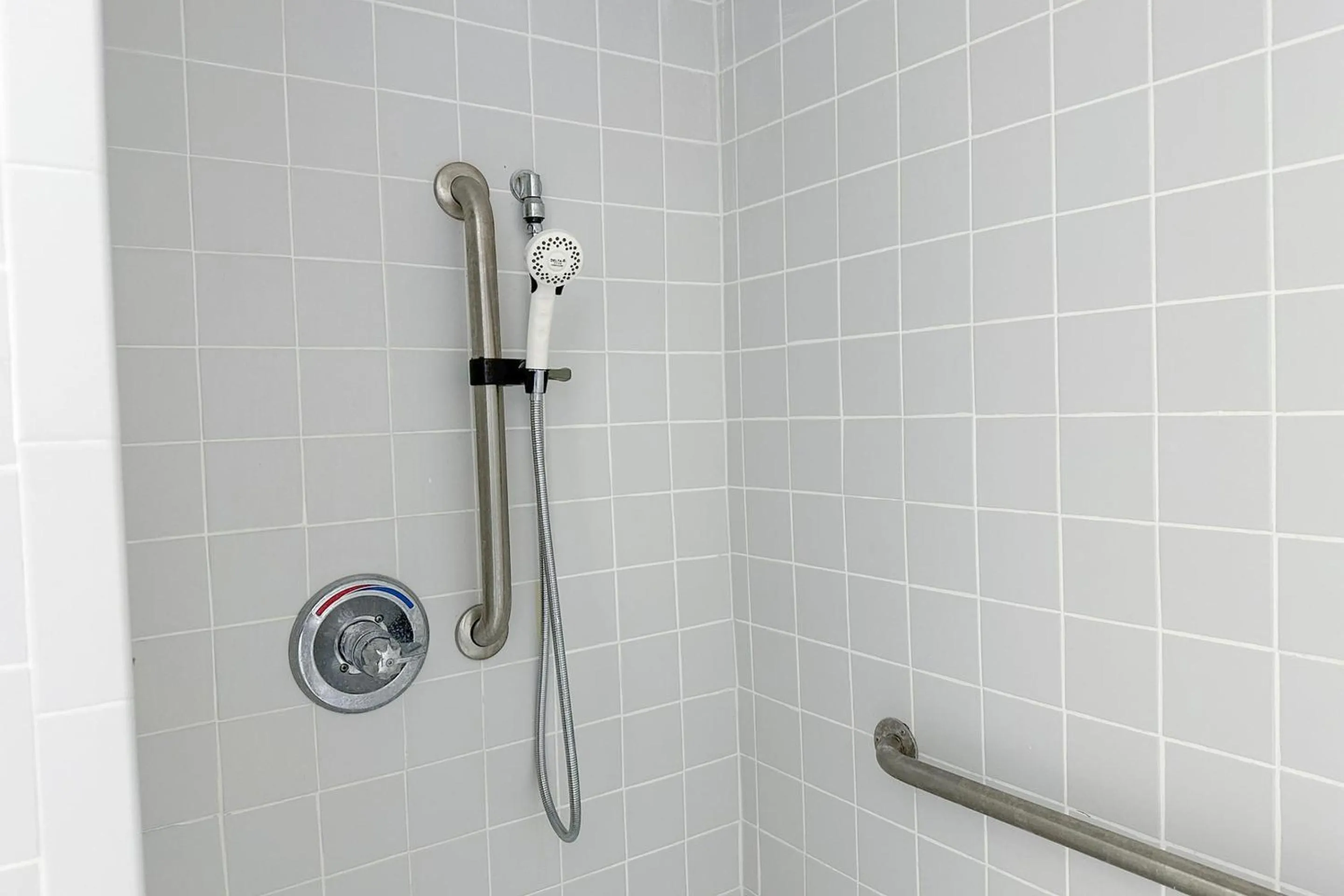 Bathroom in Hahira Inn By OYO near Valdosta