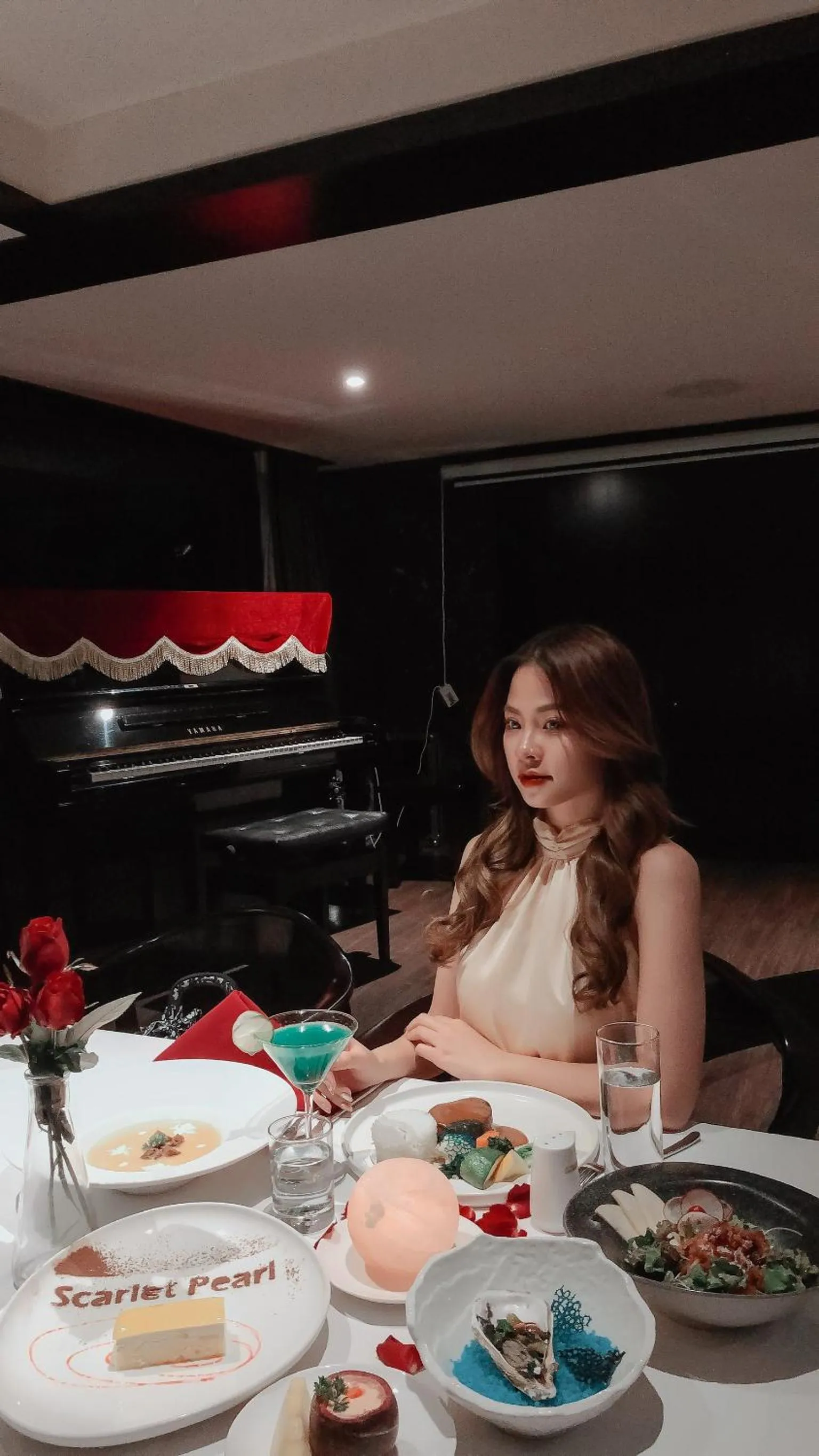 Scarlet Pearl Cruises - Wonder On Lan Ha Bay