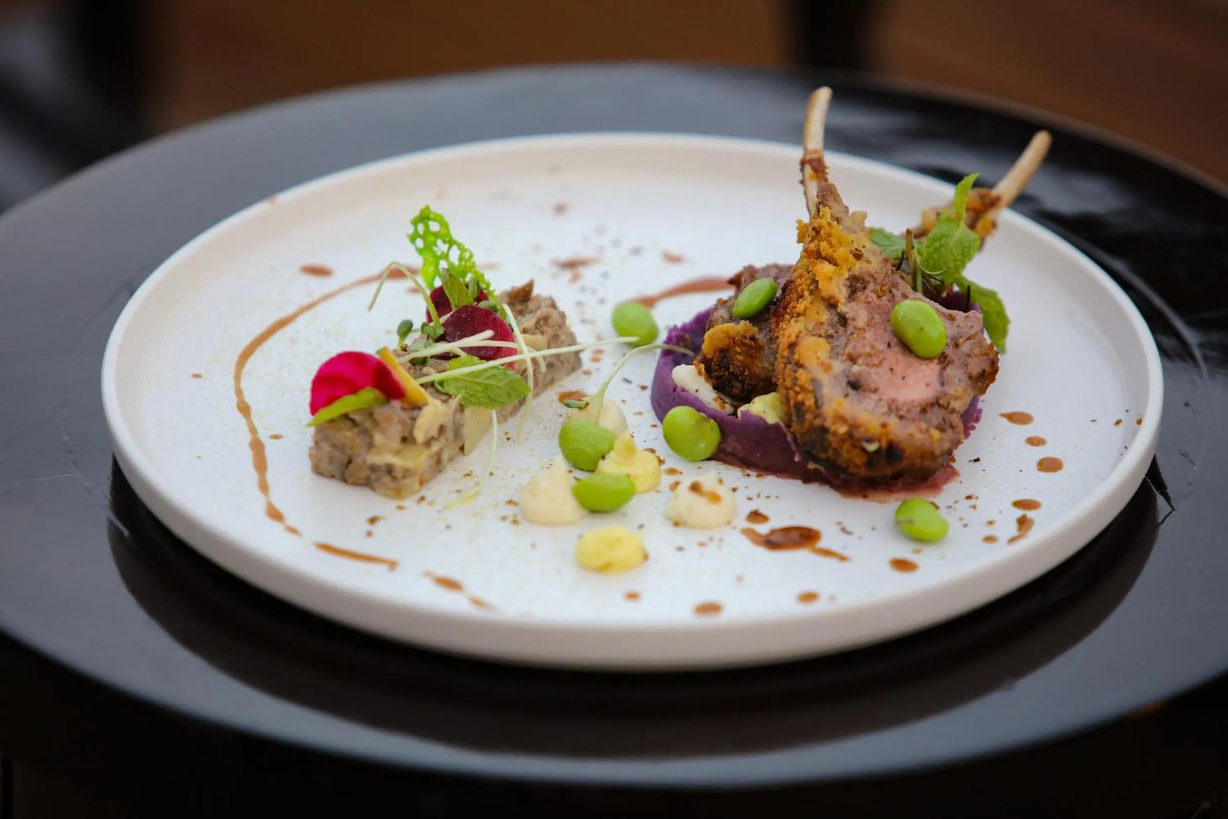 Scarlet Pearl Cruises - Wonder On Lan Ha Bay