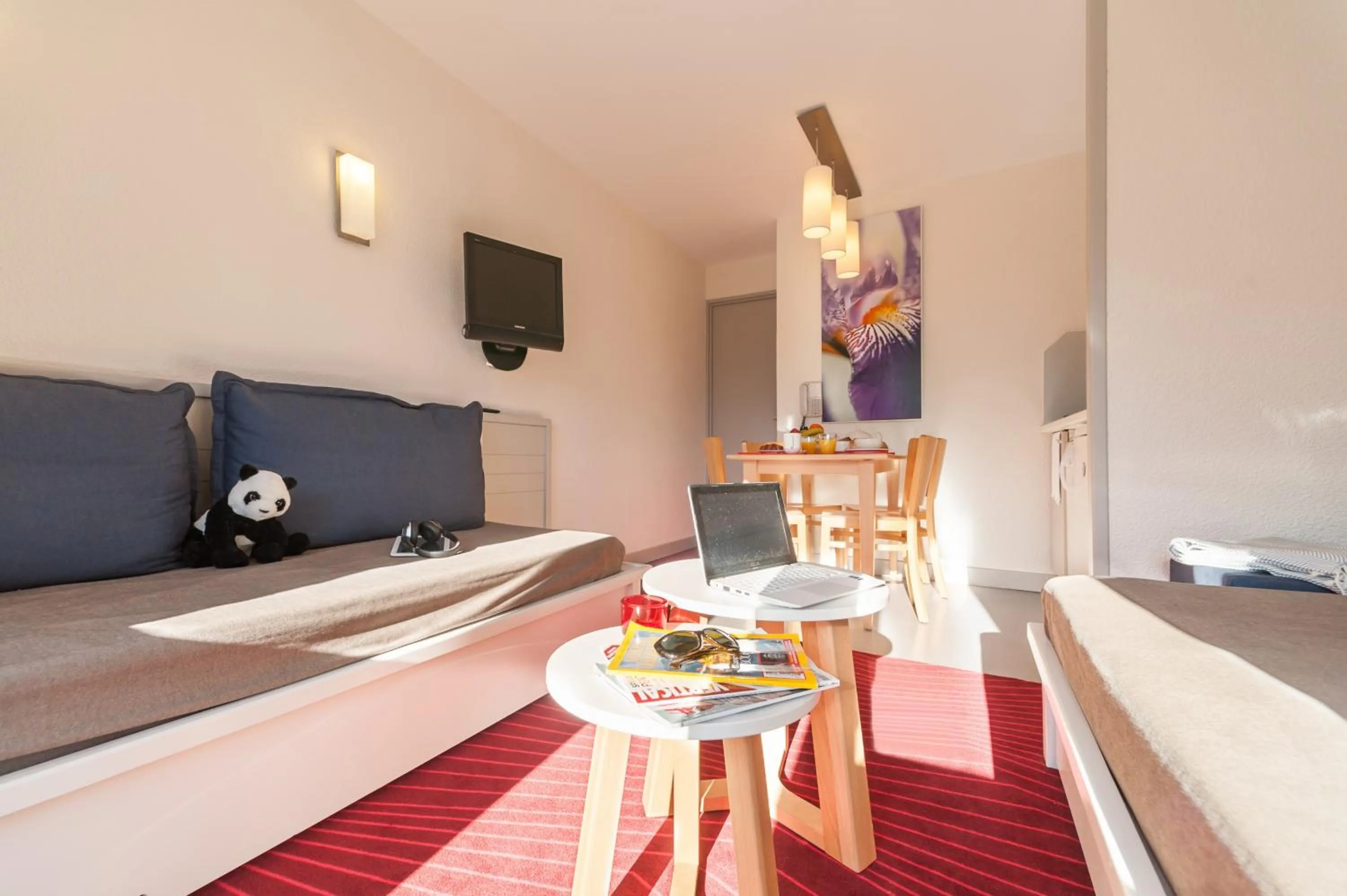 Communal lounge/ TV room, Bed in Résidence Pierre & Vacances La Daille