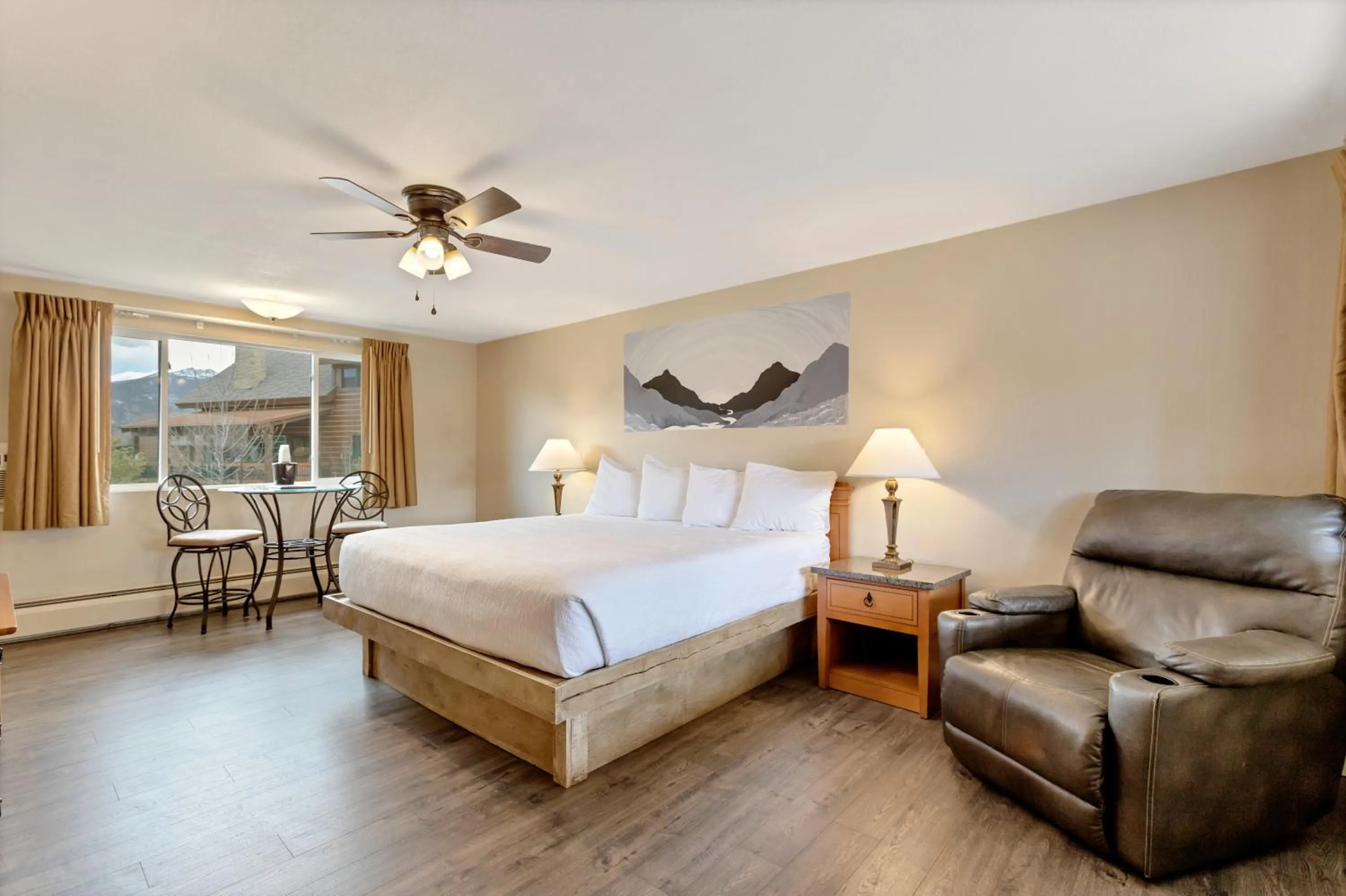 Bed in Murphy's Resort