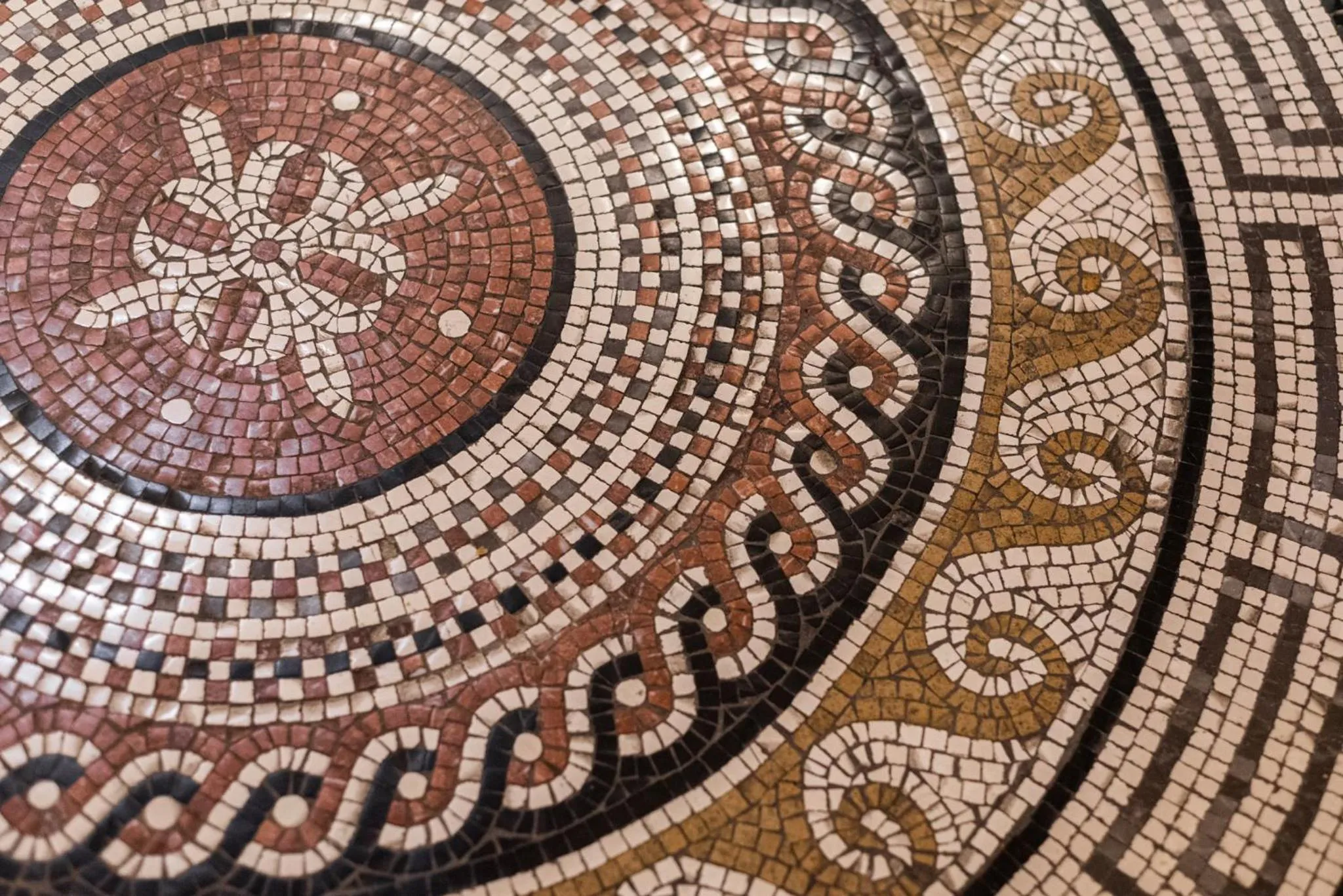 Decorative detail in 33SolonosSuites