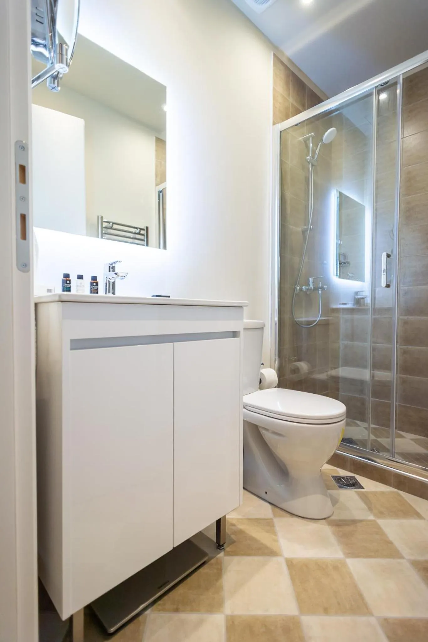 Bathroom in 33SolonosSuites