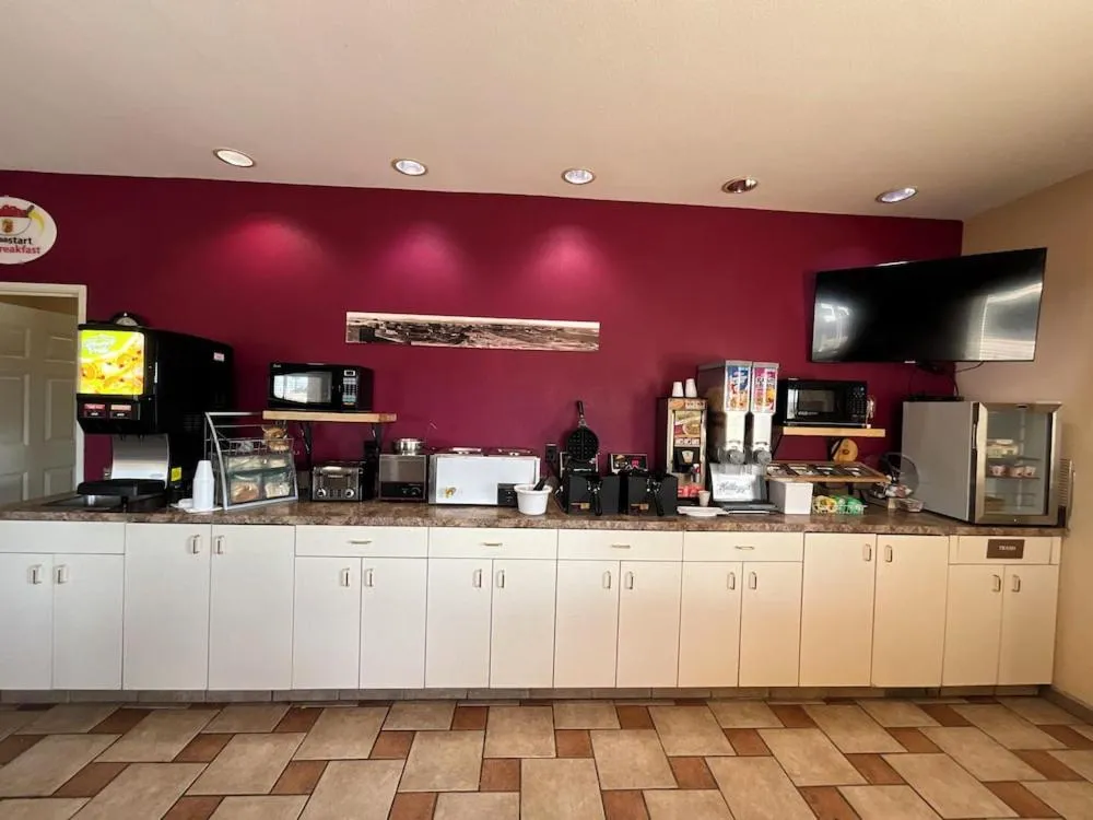 Breakfast in Super 8 by Wyndham Wheatland Wyoming