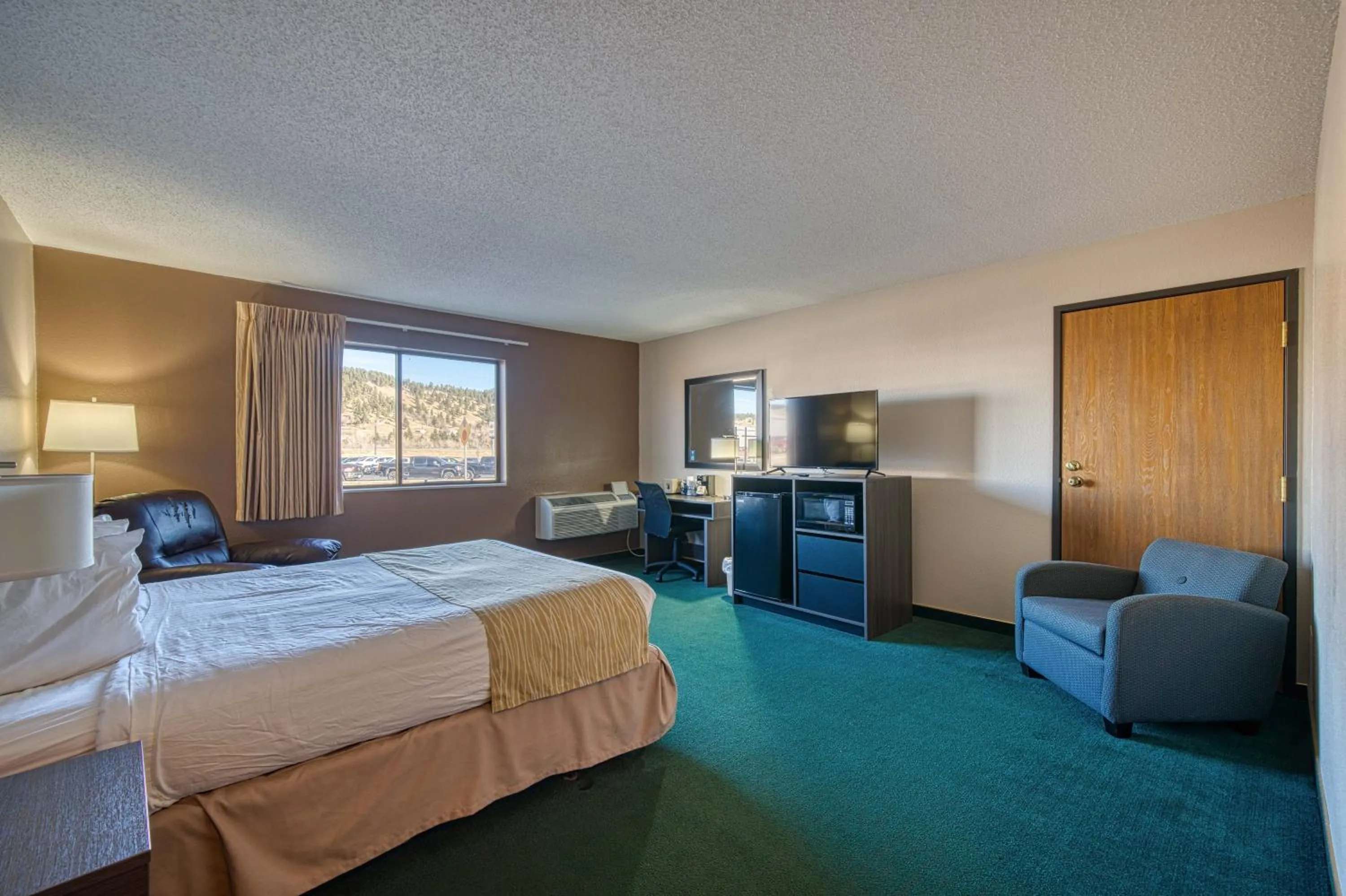 TV and multimedia, Bed in Super 8 by Wyndham Sturgis