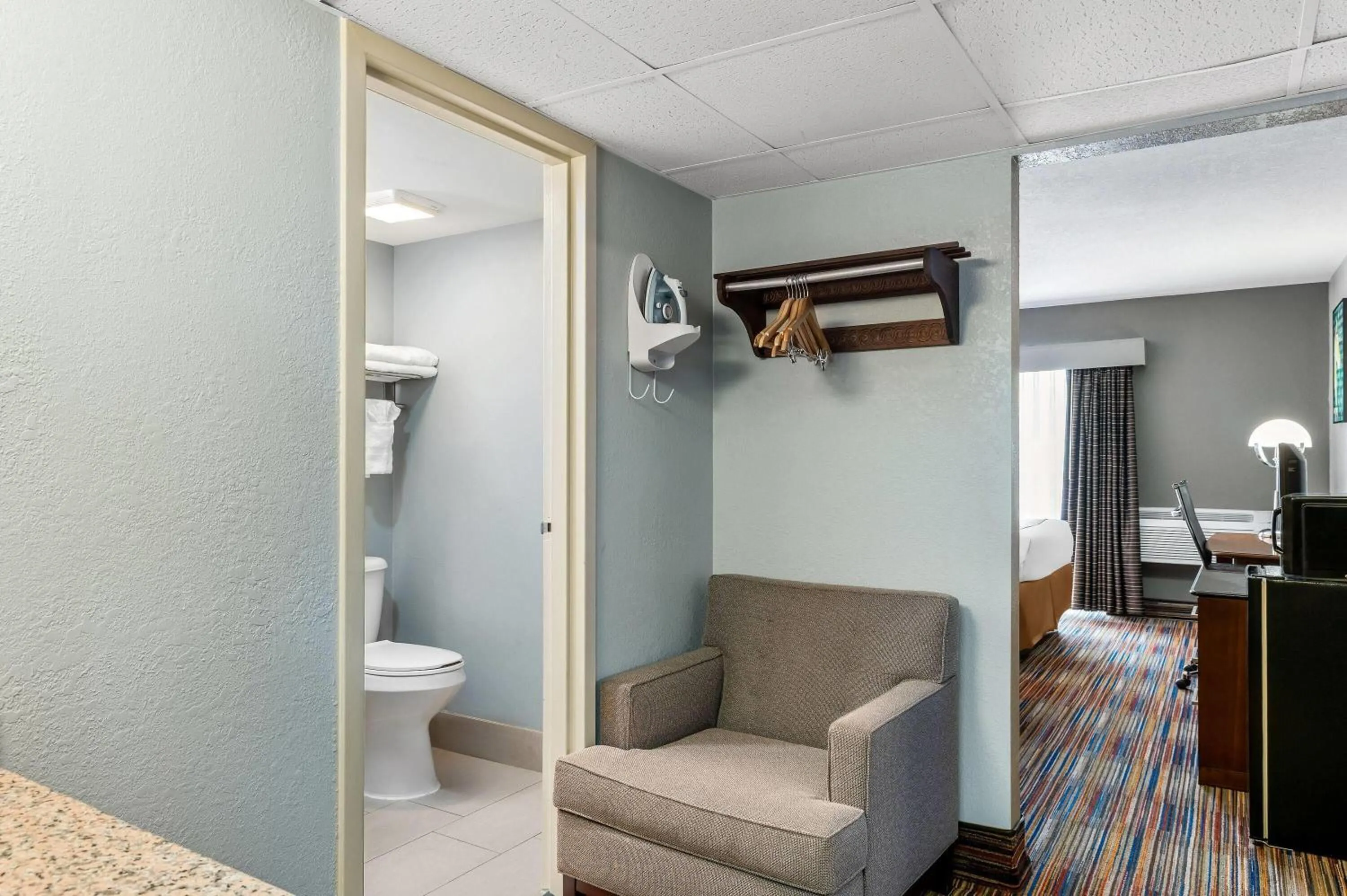 Bed in Travelodge by Wyndham Bloomington