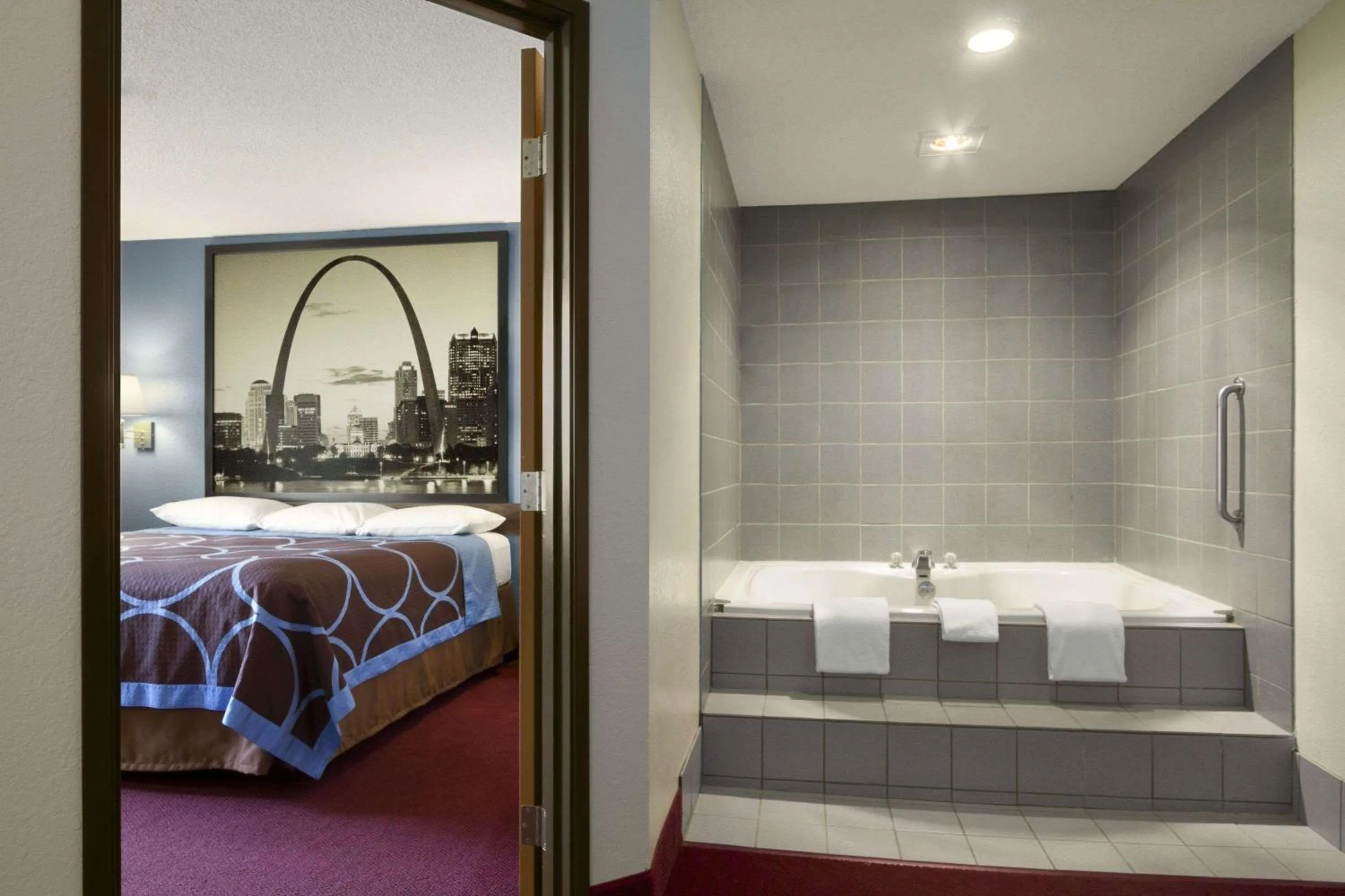 Photo of the whole room, Bed in Super 8 by Wyndham Cuba