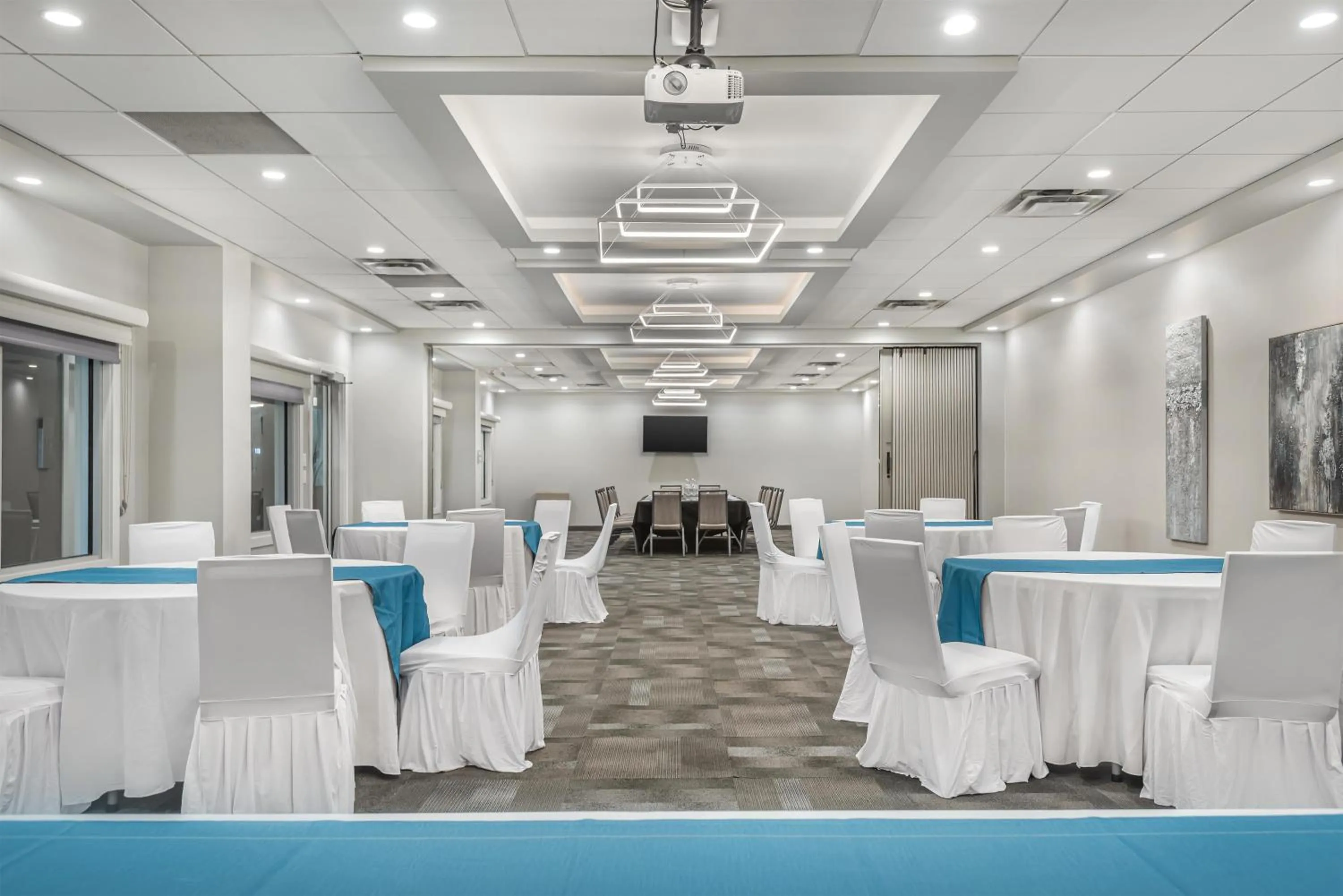 Meeting/conference room in Executive Residency by Best Western Calgary City View North