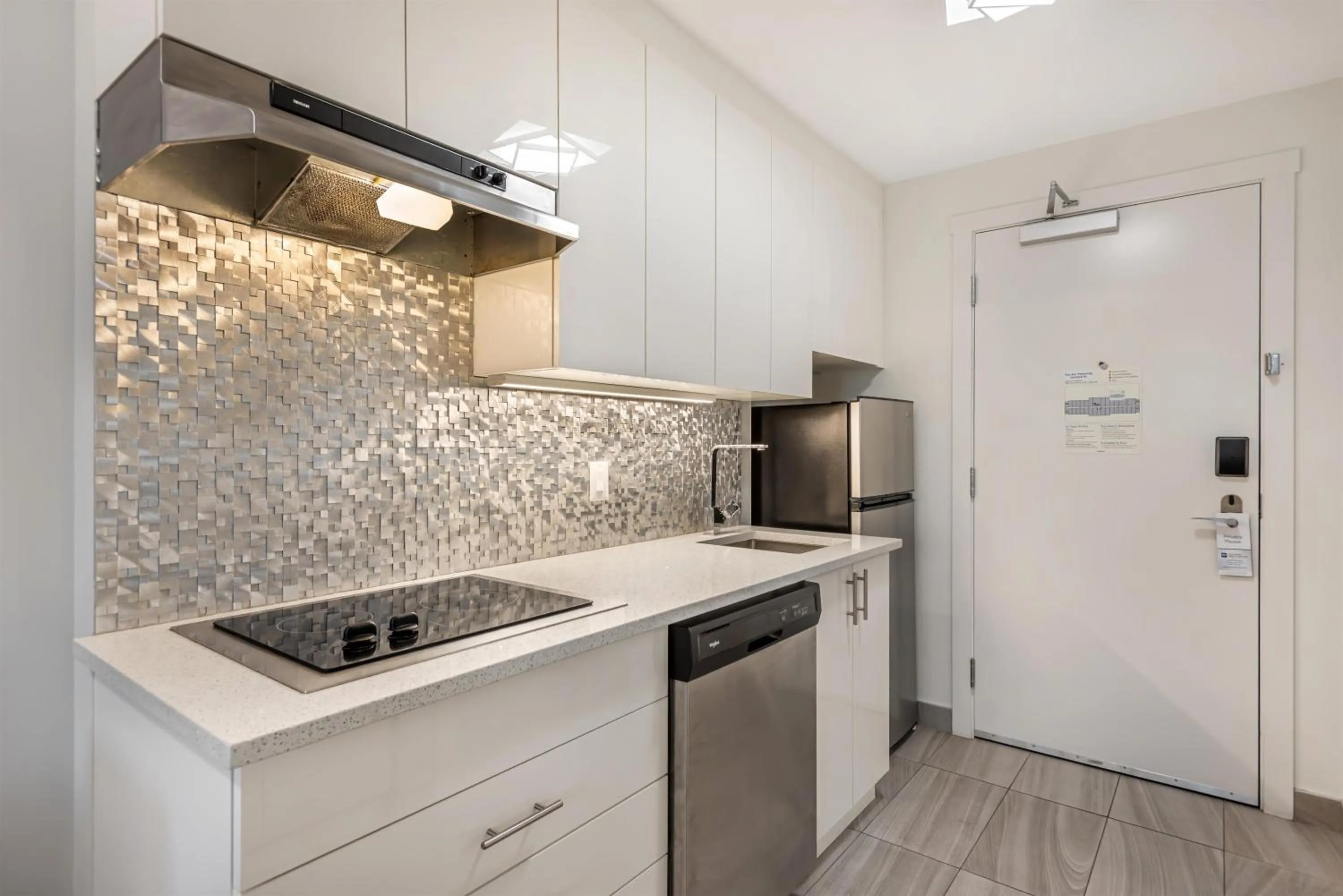 Photo of the whole room in Executive Residency by Best Western Calgary City View North