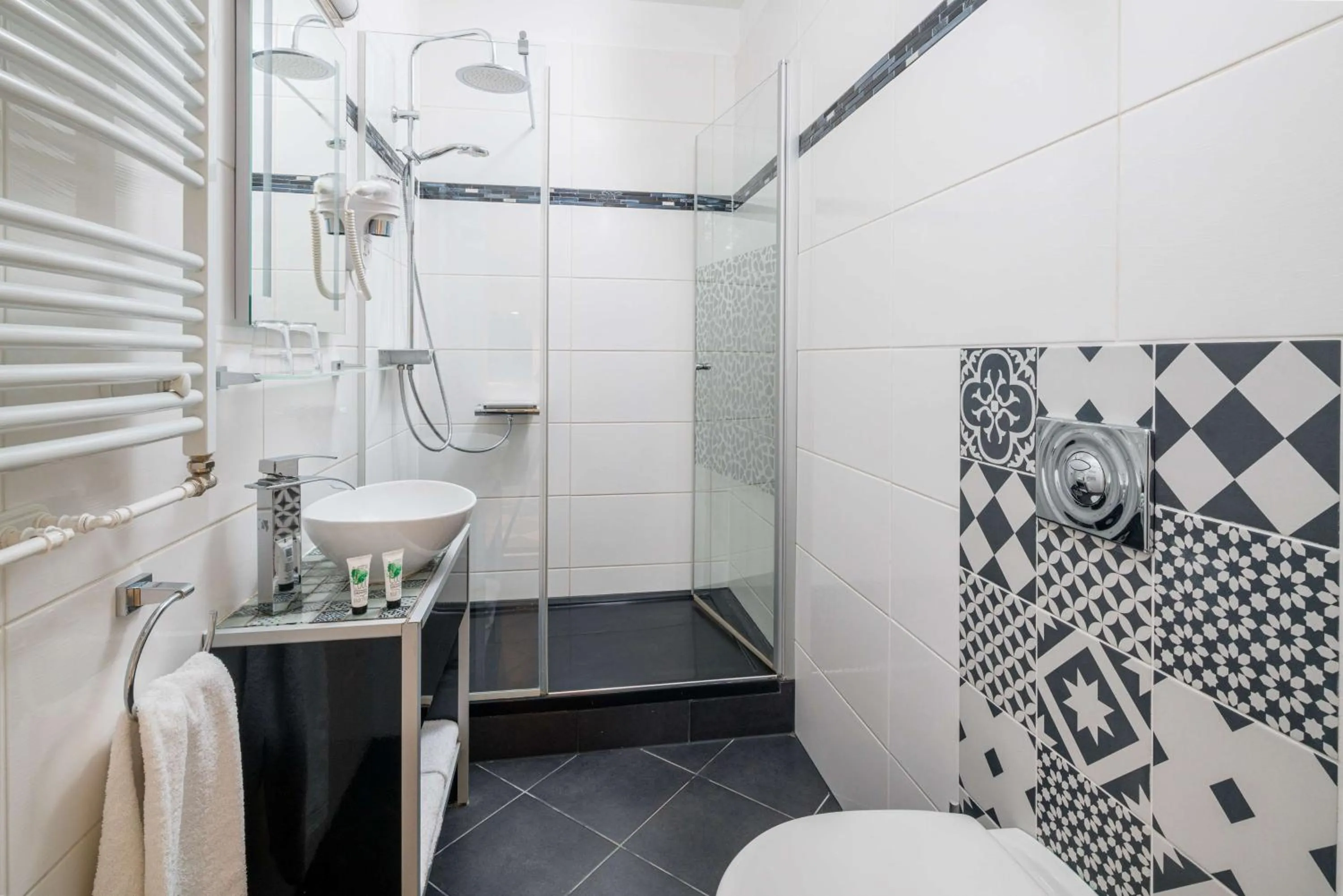 Bathroom in Best Western Plus Celebrity Suites