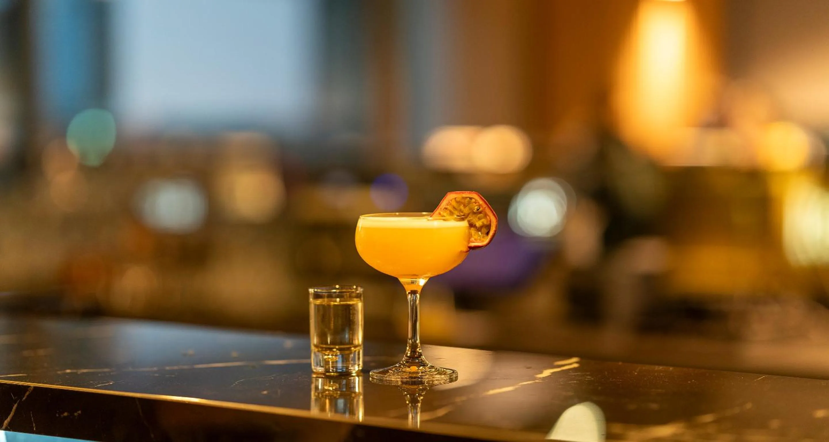 Lounge or bar in Aiden by Best Western Biberach