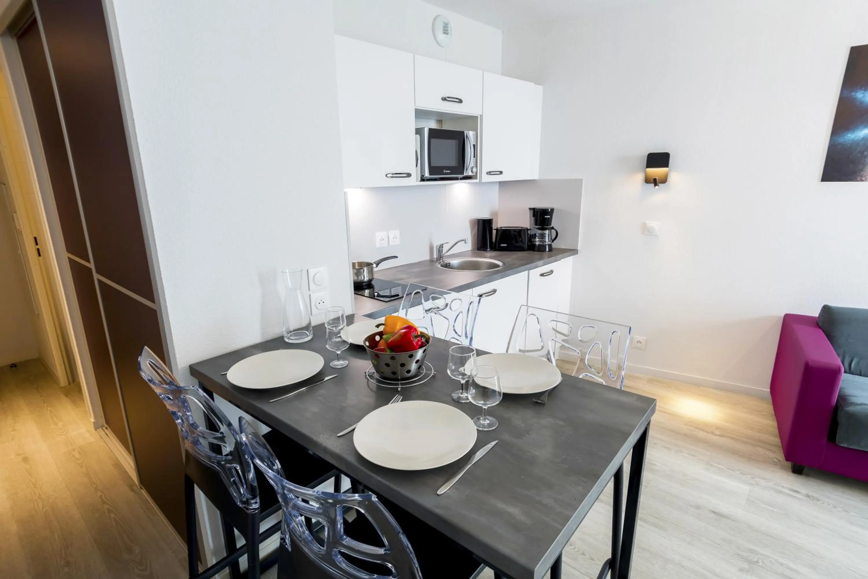 Coffee/tea facilities in Appart-Hôtel Mer & Golf City Bordeaux Lac